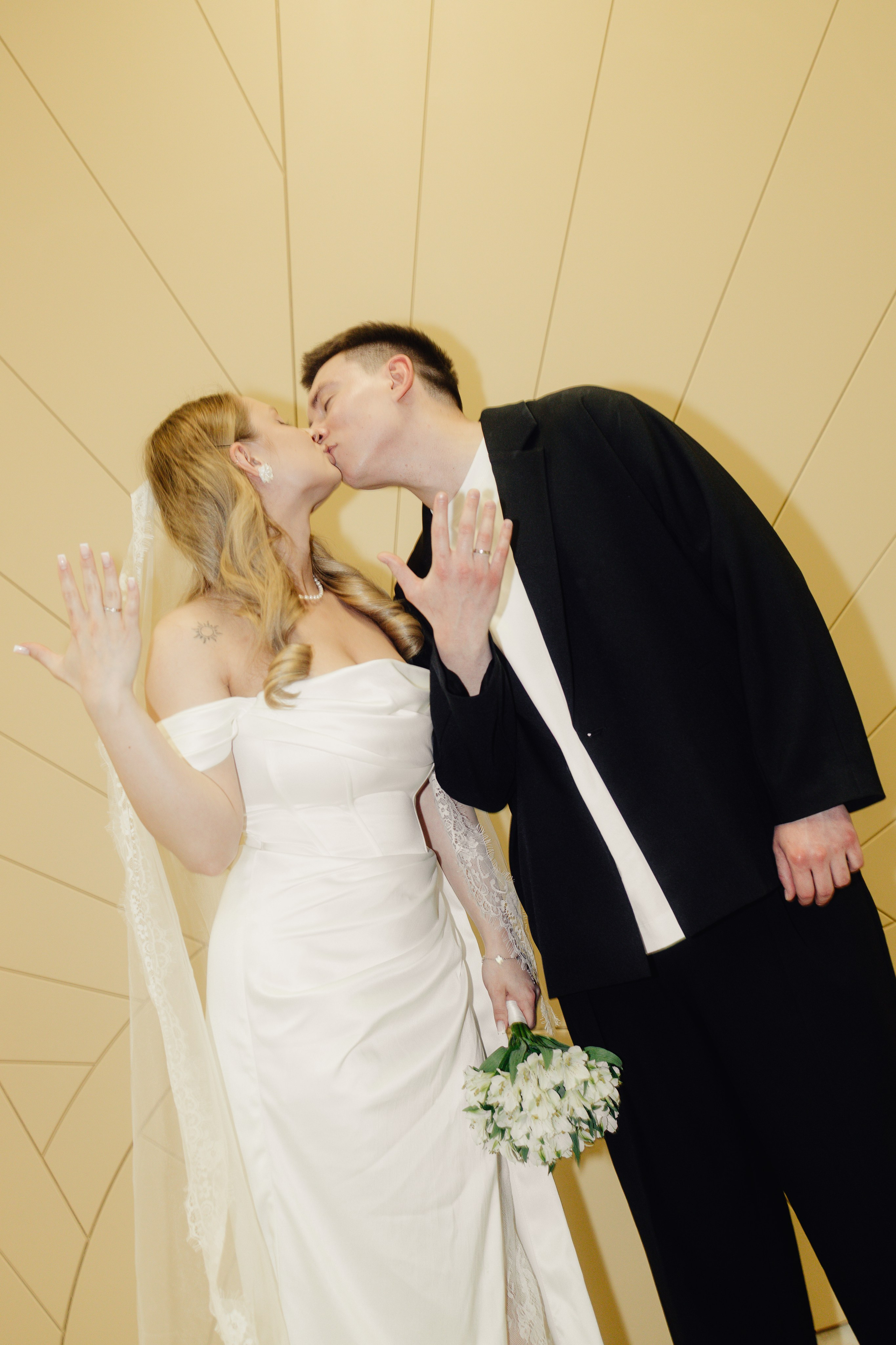 Влад и Алина. Весна началась. Свадебный и портретный фотограф в Москве Кристина Золотова