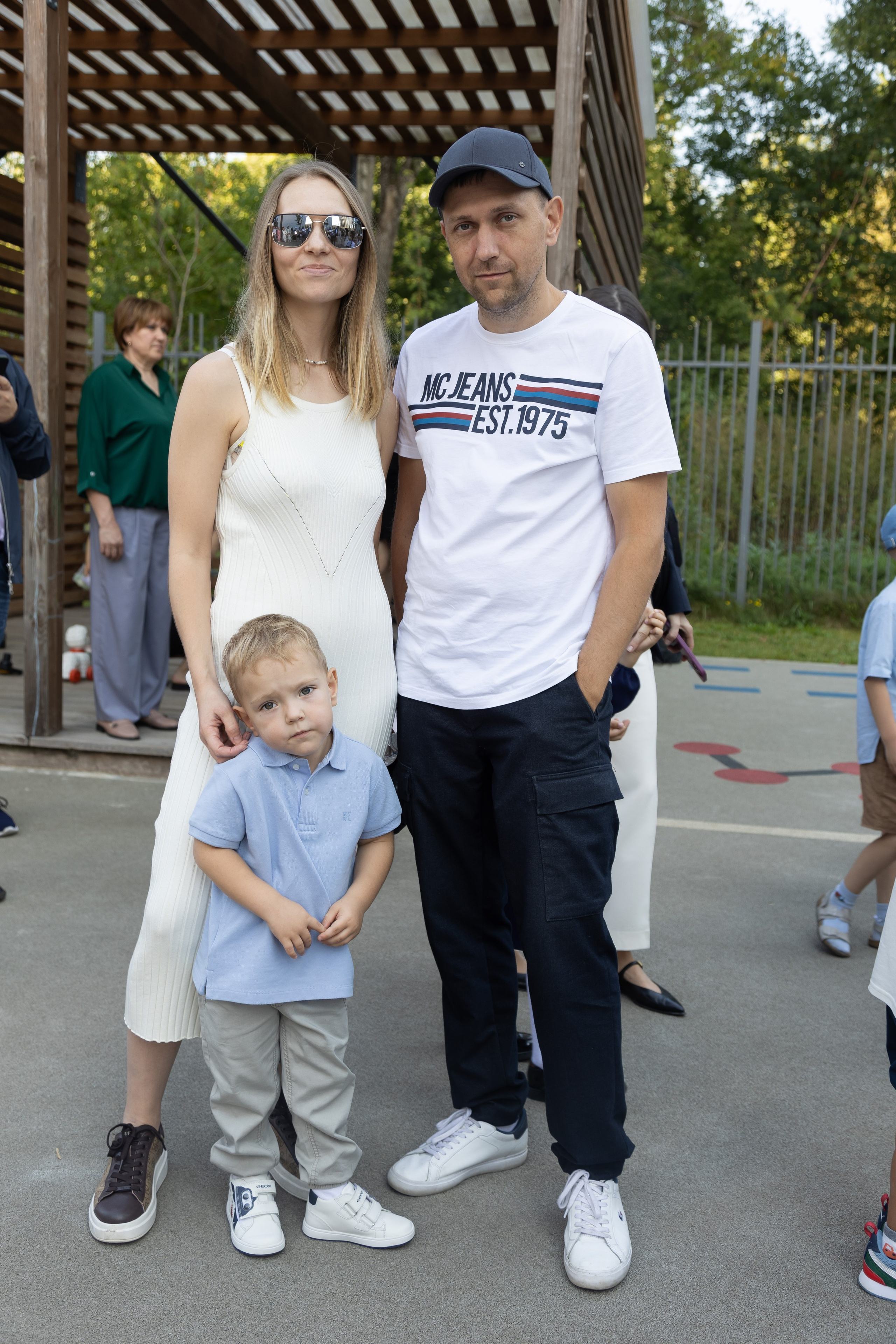 2 -го Сентября RYBAKOV PLYSCHOOL. Портретный Студийный и уличный фотограф Москва. Индивидуальные, Семейные, Беременность, Будуар, Каталог, контент съемки для блога и бизнеса