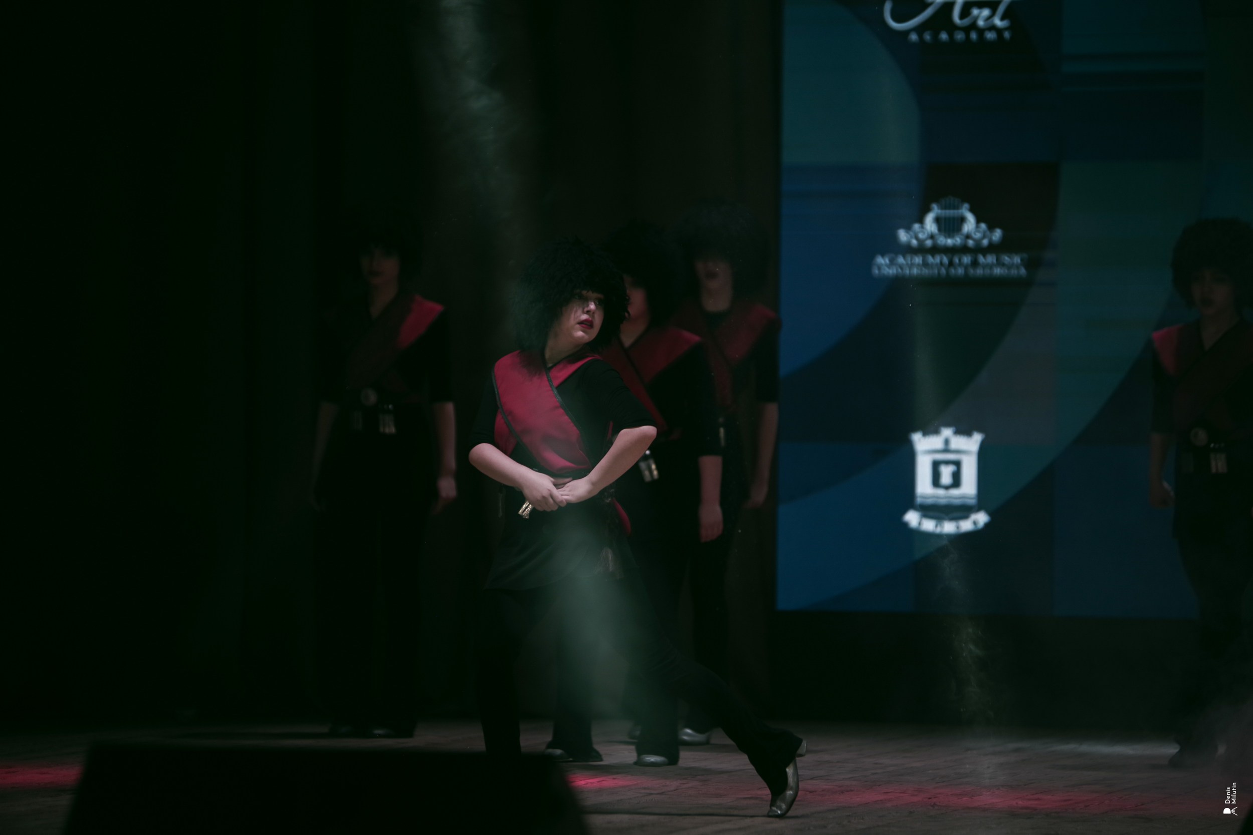 Танцы в Хоби. Портретный фотограф Денис Милютин