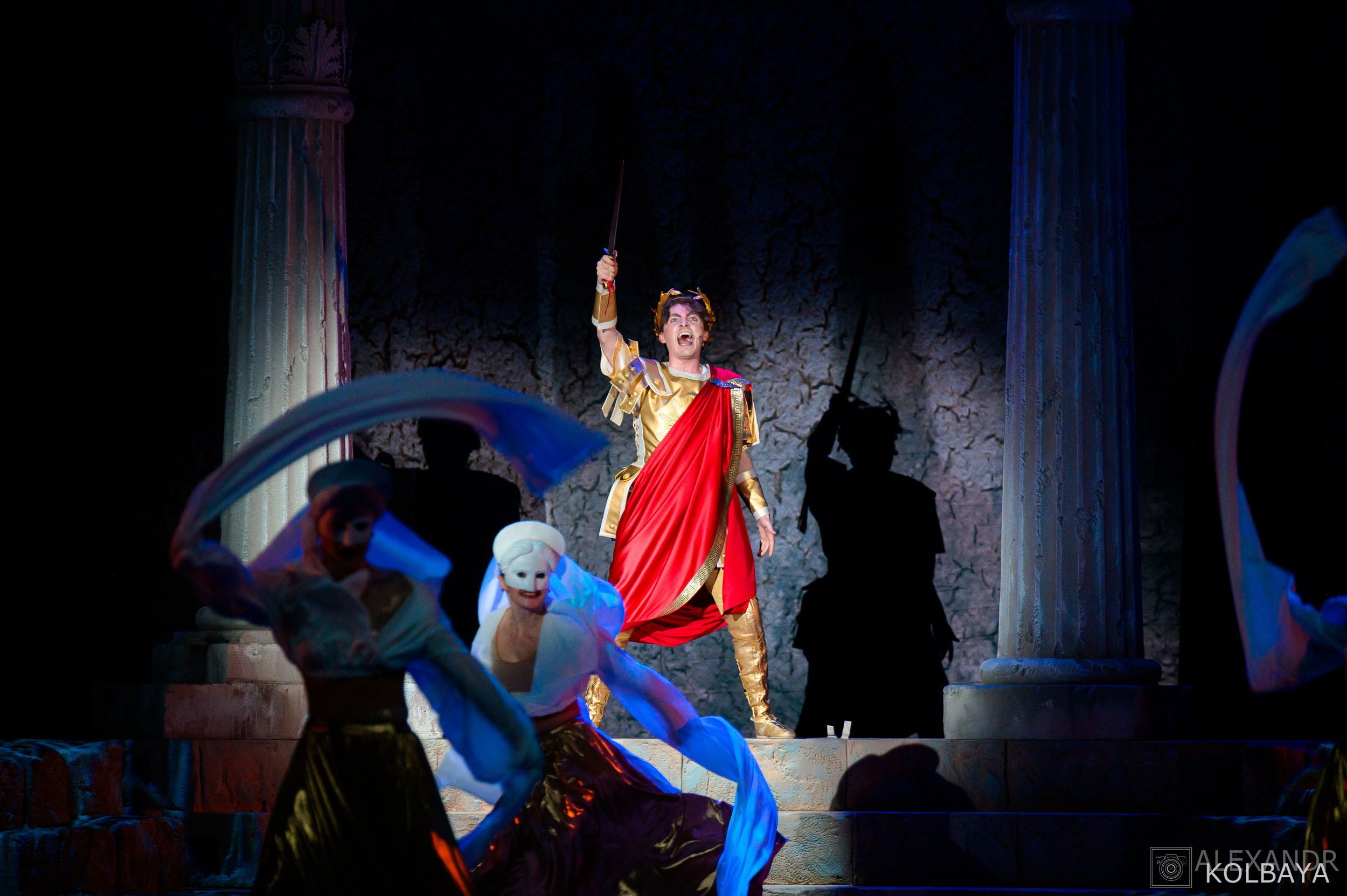 Фоторепортаж со спектакля Гладиатор в Театре Терезы Дуровой. Концертный и театральный репортажный фотограф в Москве Александр Колбая