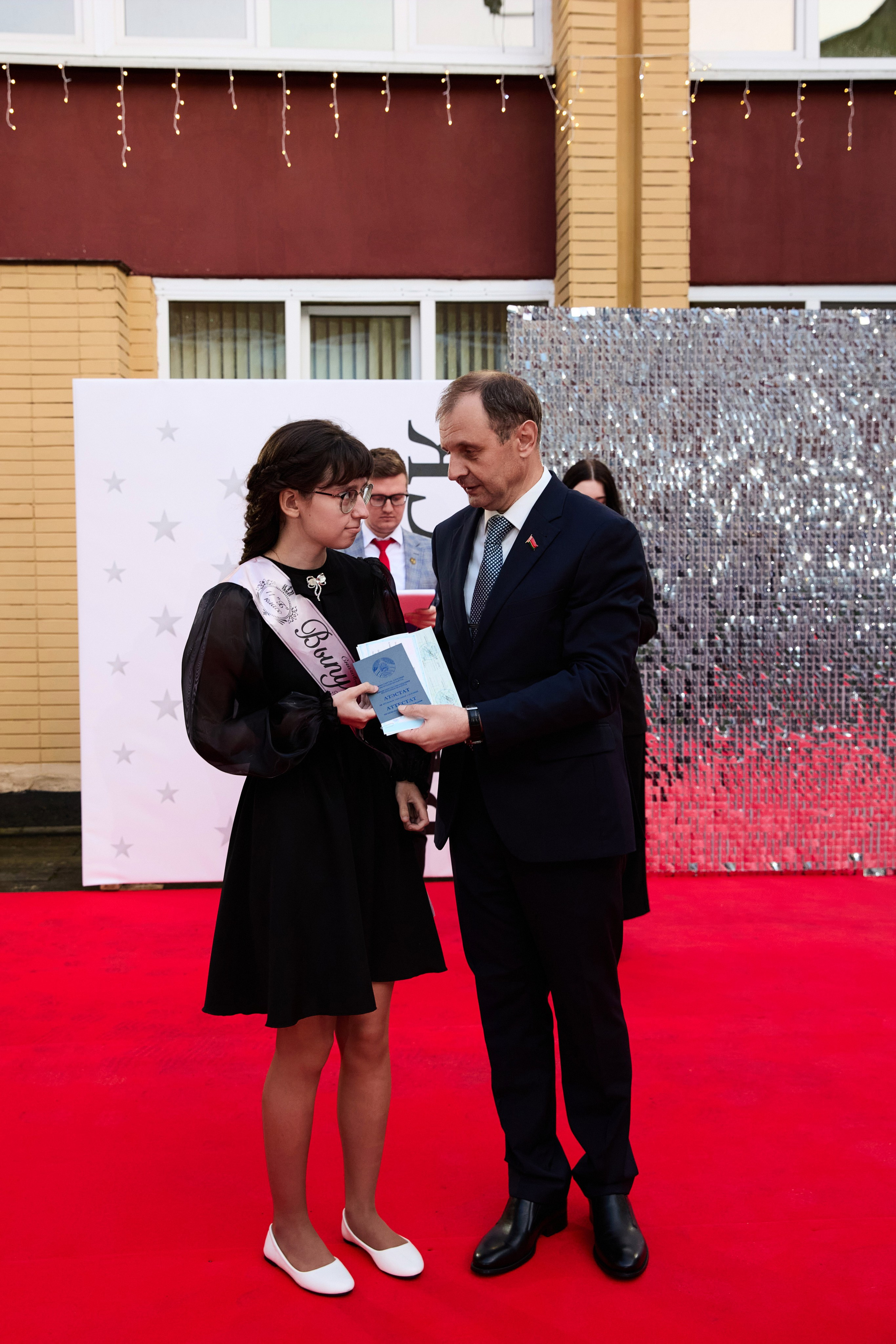 Выпускной 11 класс. Свадебная, репортажная фотосъемка и видеосъемка в Минске. Илья и Юлия Ширмановы. Фотограф | Видеограф | Минск