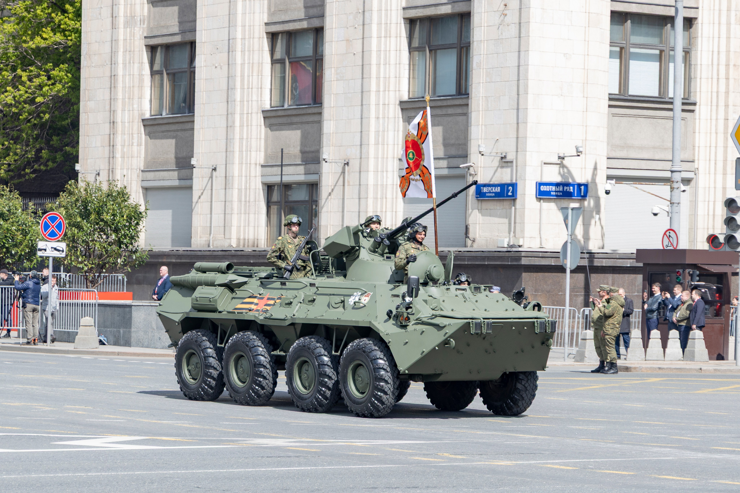 Репетиция парада победы 7 мая 2025 боевая техника. Репортажный, семейный и студийный фотограф в Москве Демин Алексей