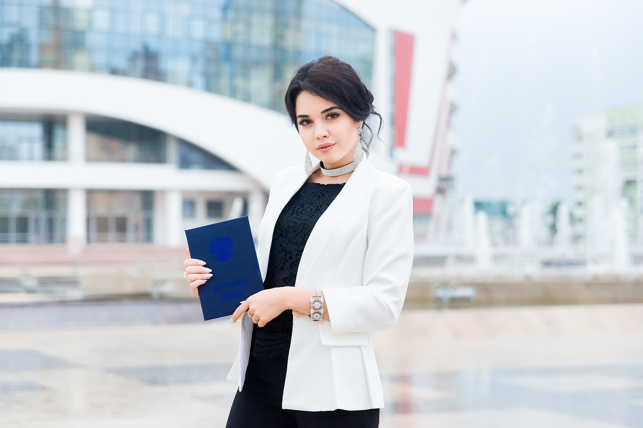 Портреты для выпускниц МГУ