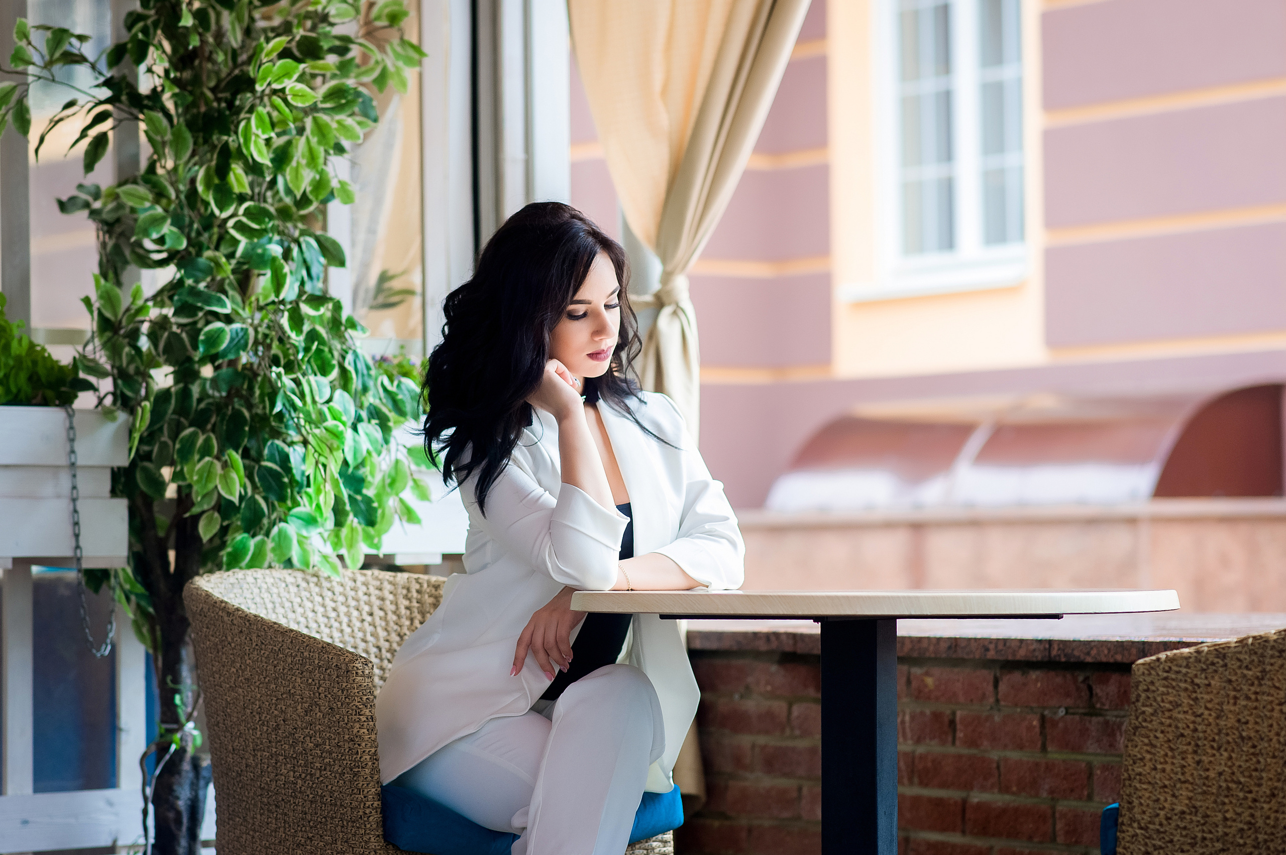 Портреты для выпускниц МГУ