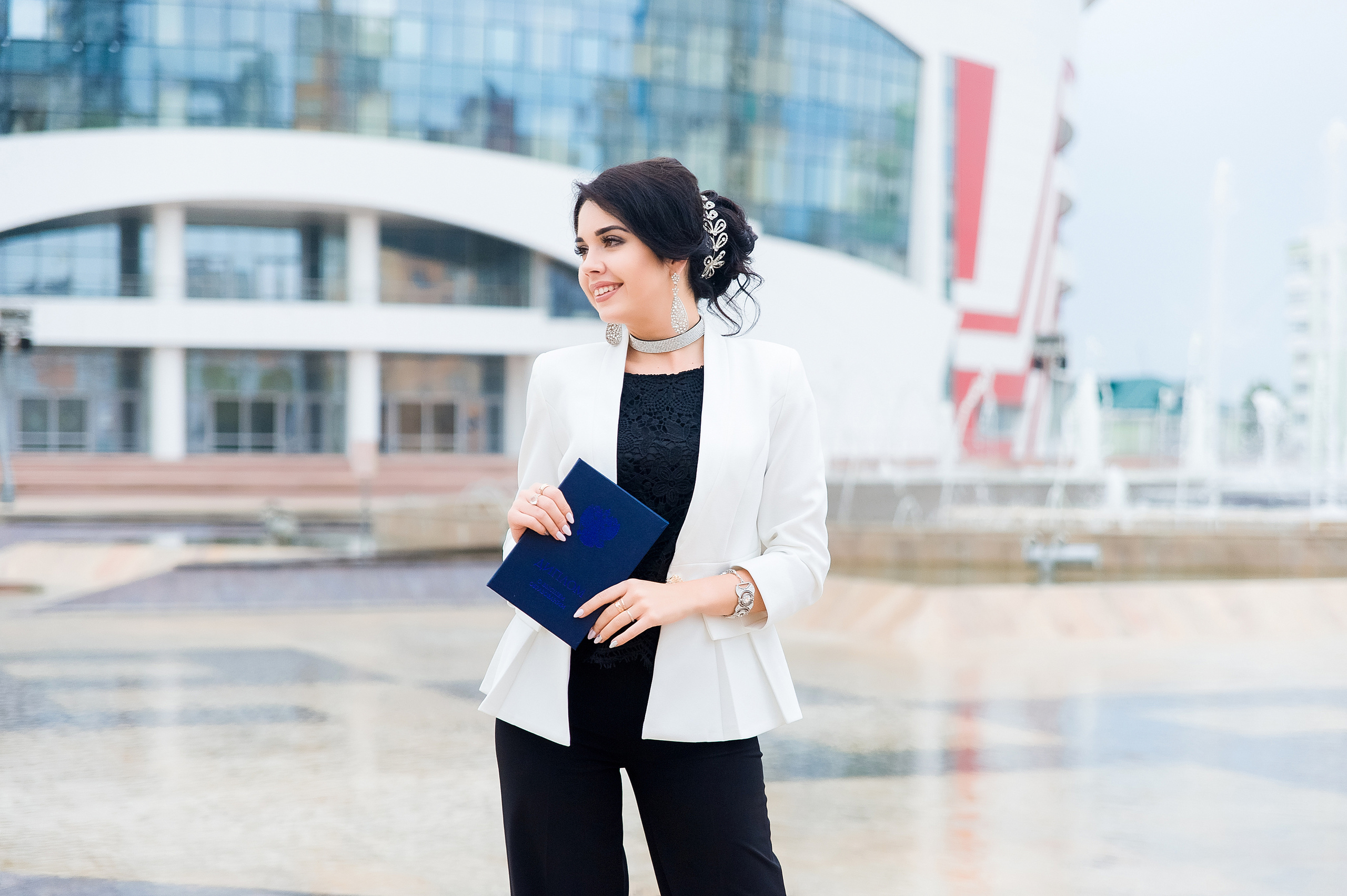 Портреты для выпускниц МГУ