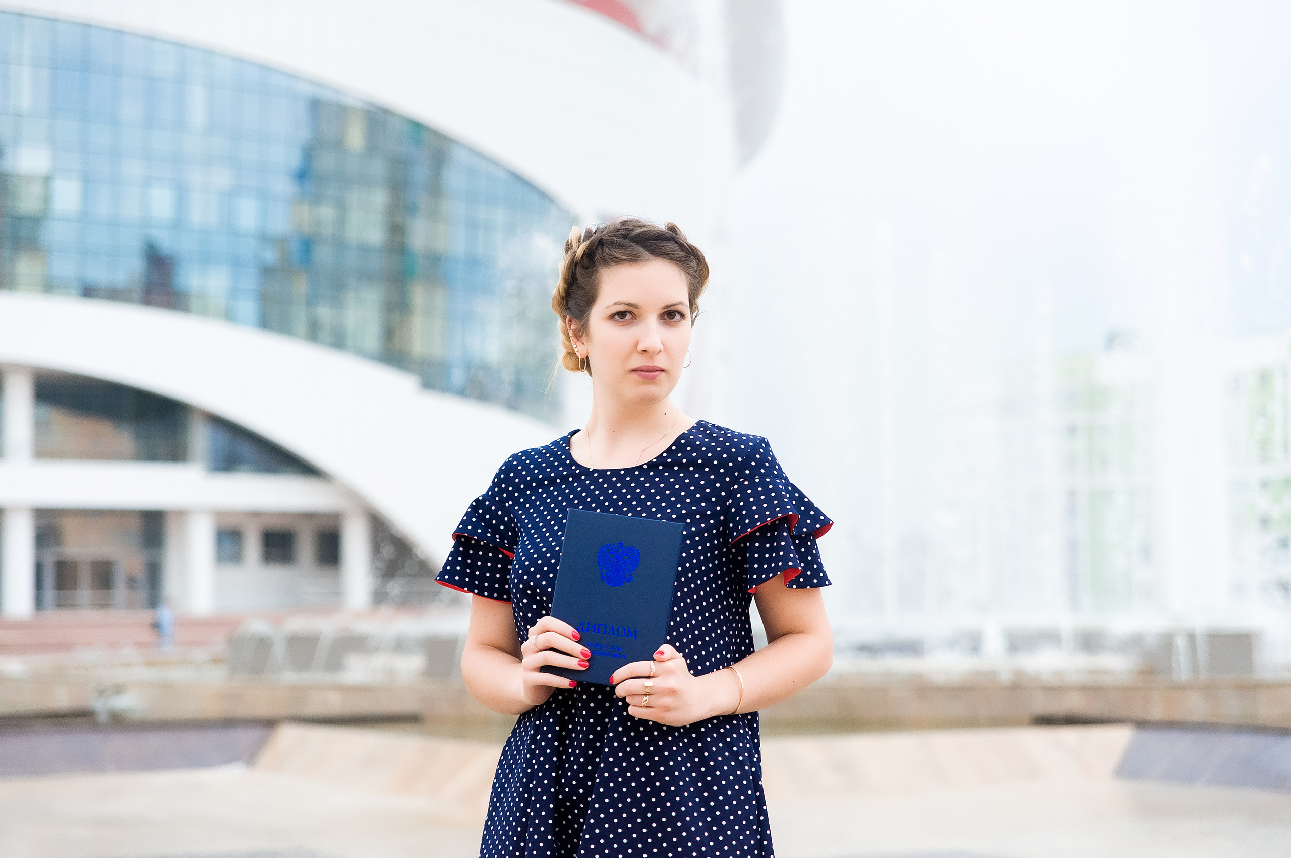 Портреты для выпускниц МГУ