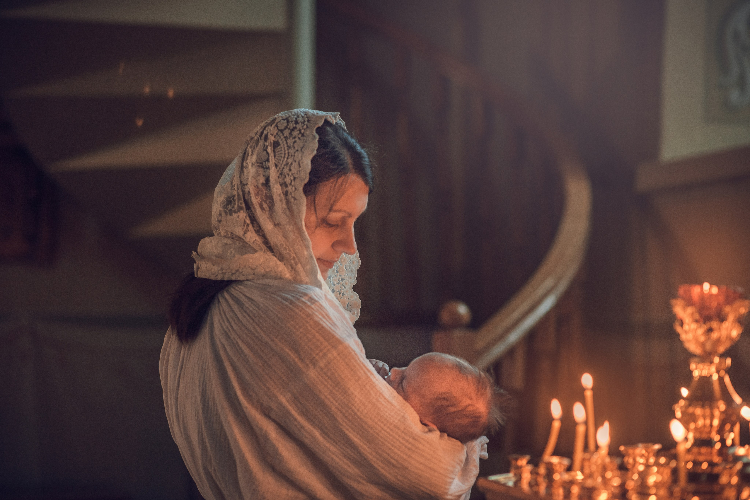 Таинство крещения Тихона. Фотограф на крещение в Саратове Марина Грушина