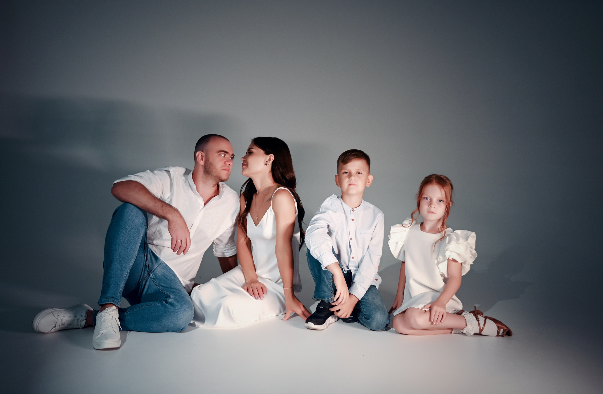 Семейная фотосессия. Свадебный, семейный, детский, контент фотограф в Омске Максим Ильин