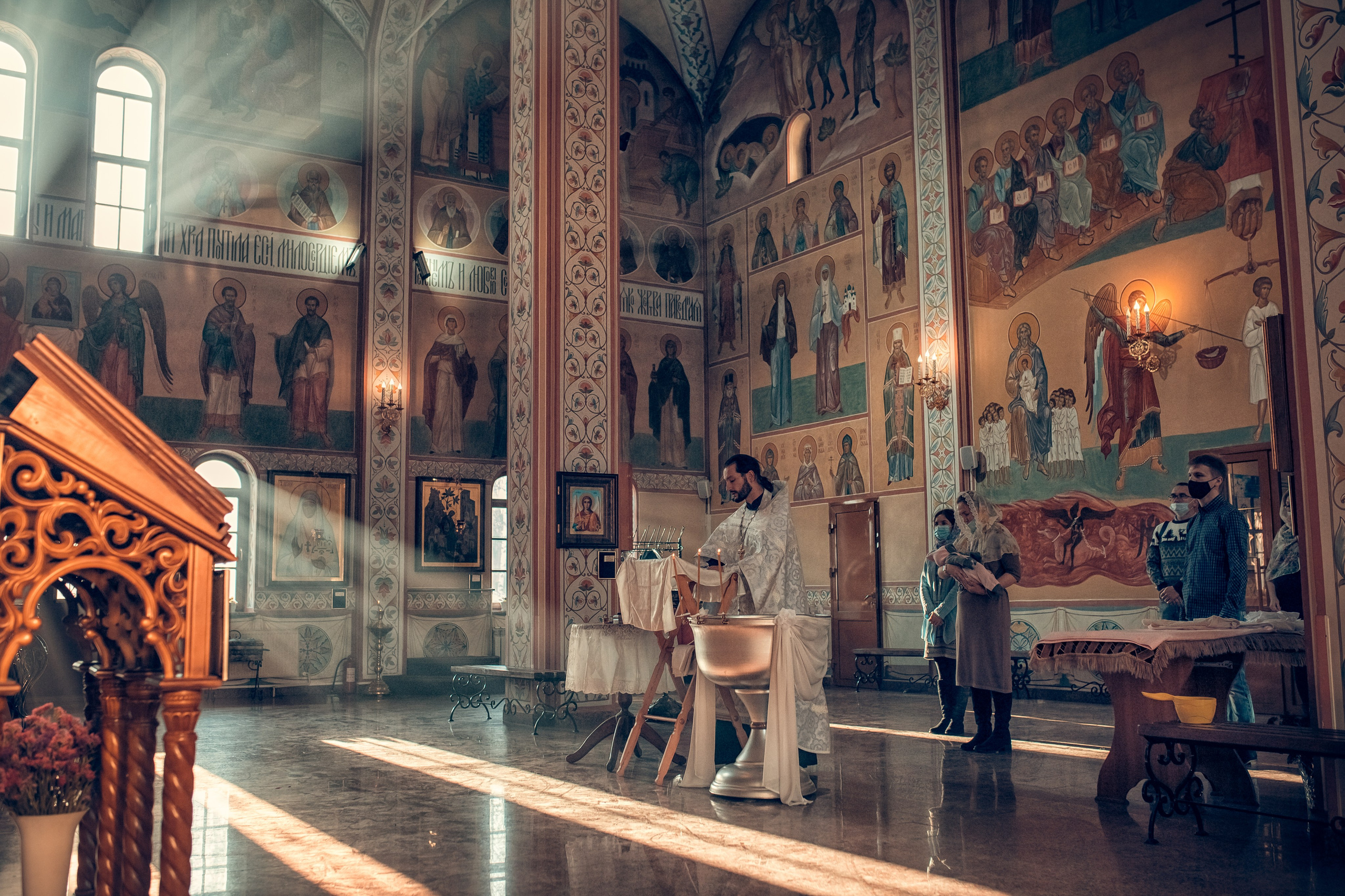 Церковь преподобномученицы великой княгини Елисаветы Феодоровны. Екатерина Крапивина фотограф церковных Таинств в Нижний Новгороде