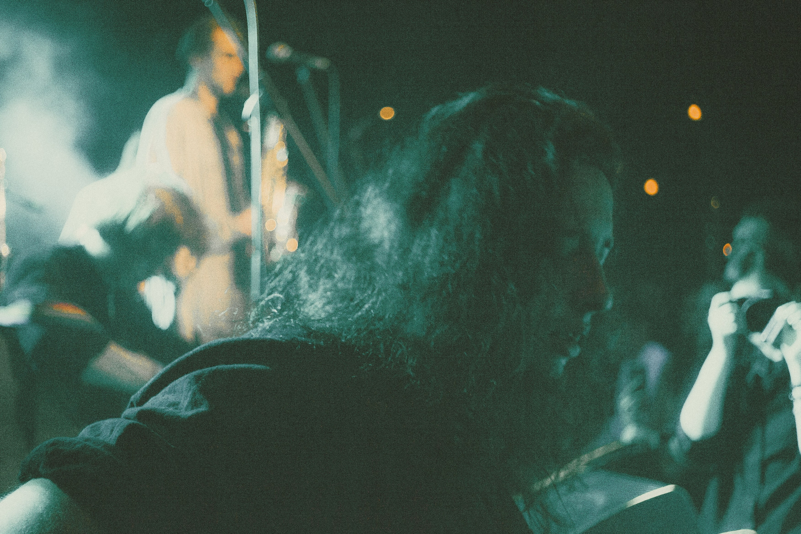 Концерт «Бонд с Кнопкой» 16тонн. Портретный и художественный фотограф в Москве