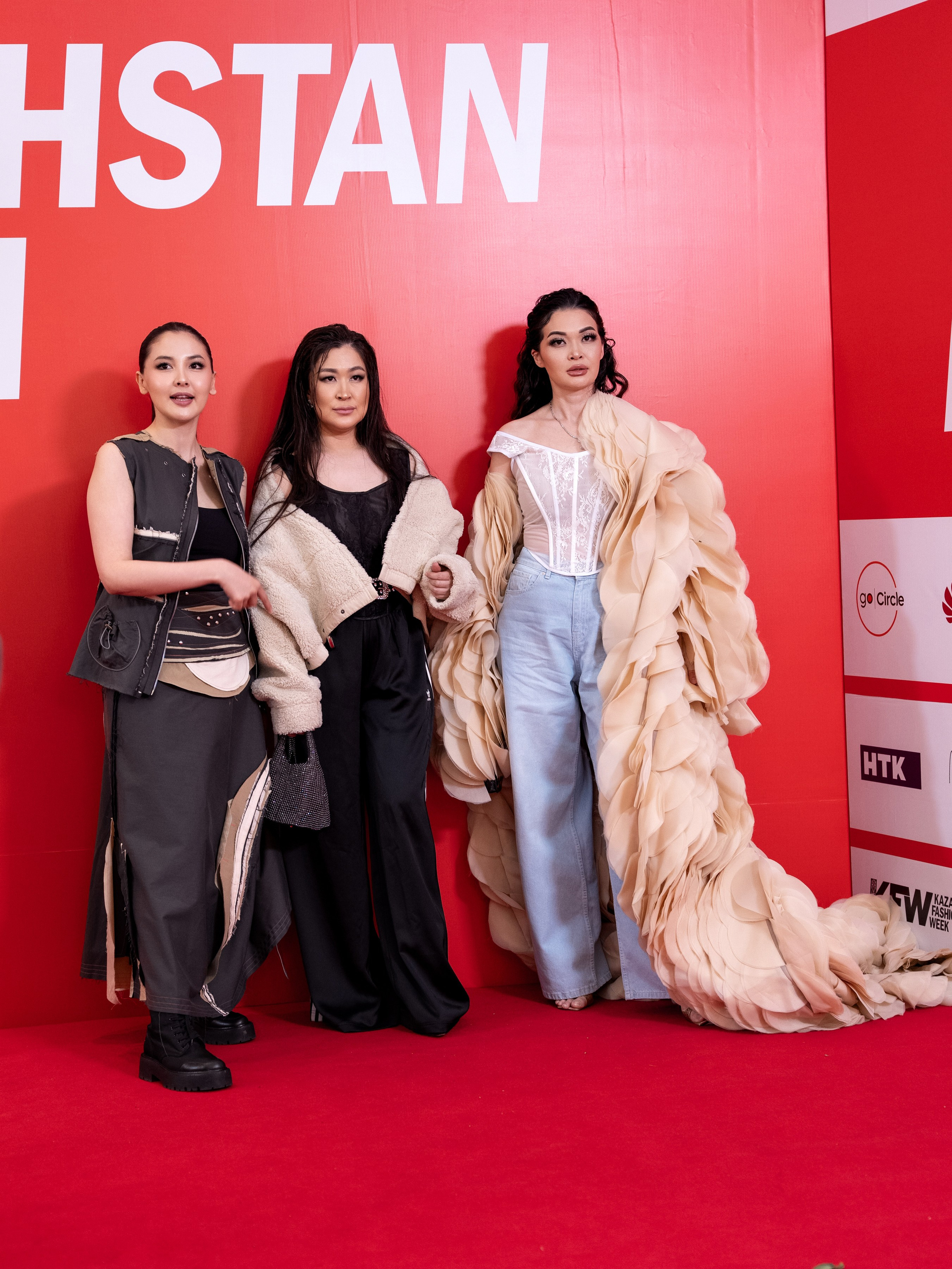 Backstage Day 3. Сайт Алматинского НЮ АРТ, будуар и фэшн фотографа Дениса Карпенко