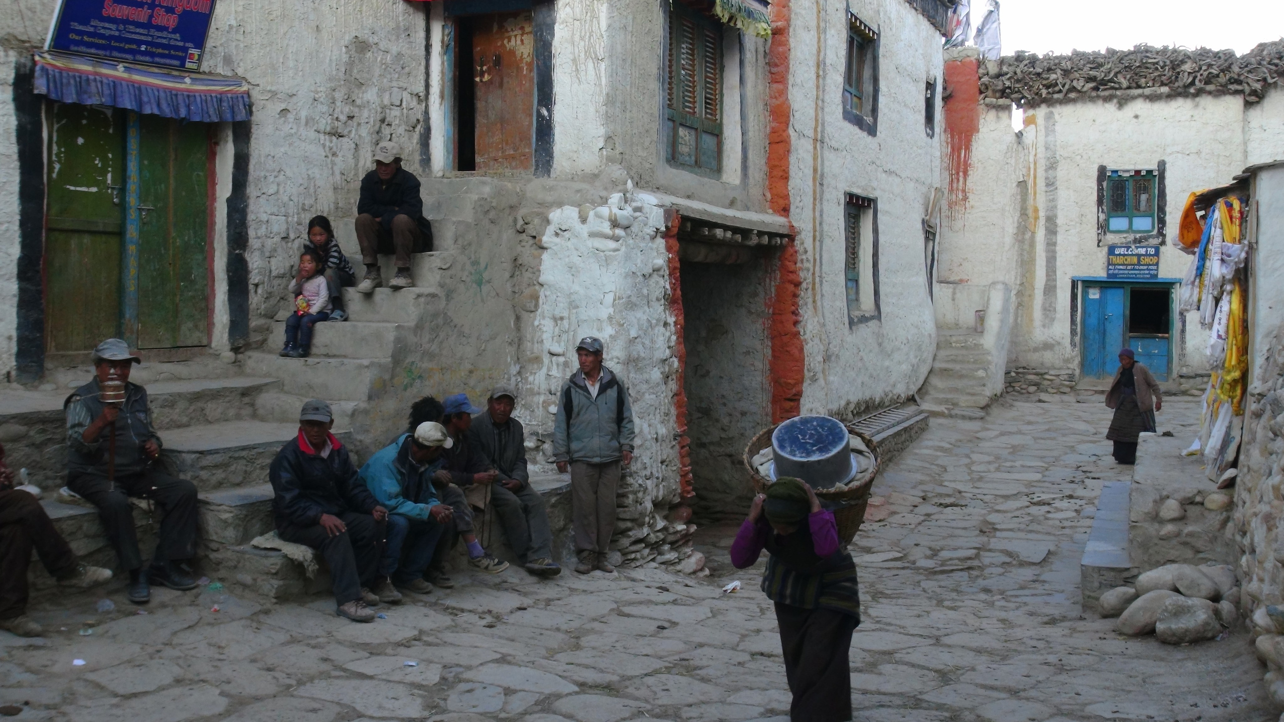 Верхний Мустанг 2013. Клуб путешествий HimalTrex Горные туры в Гималаи Непал