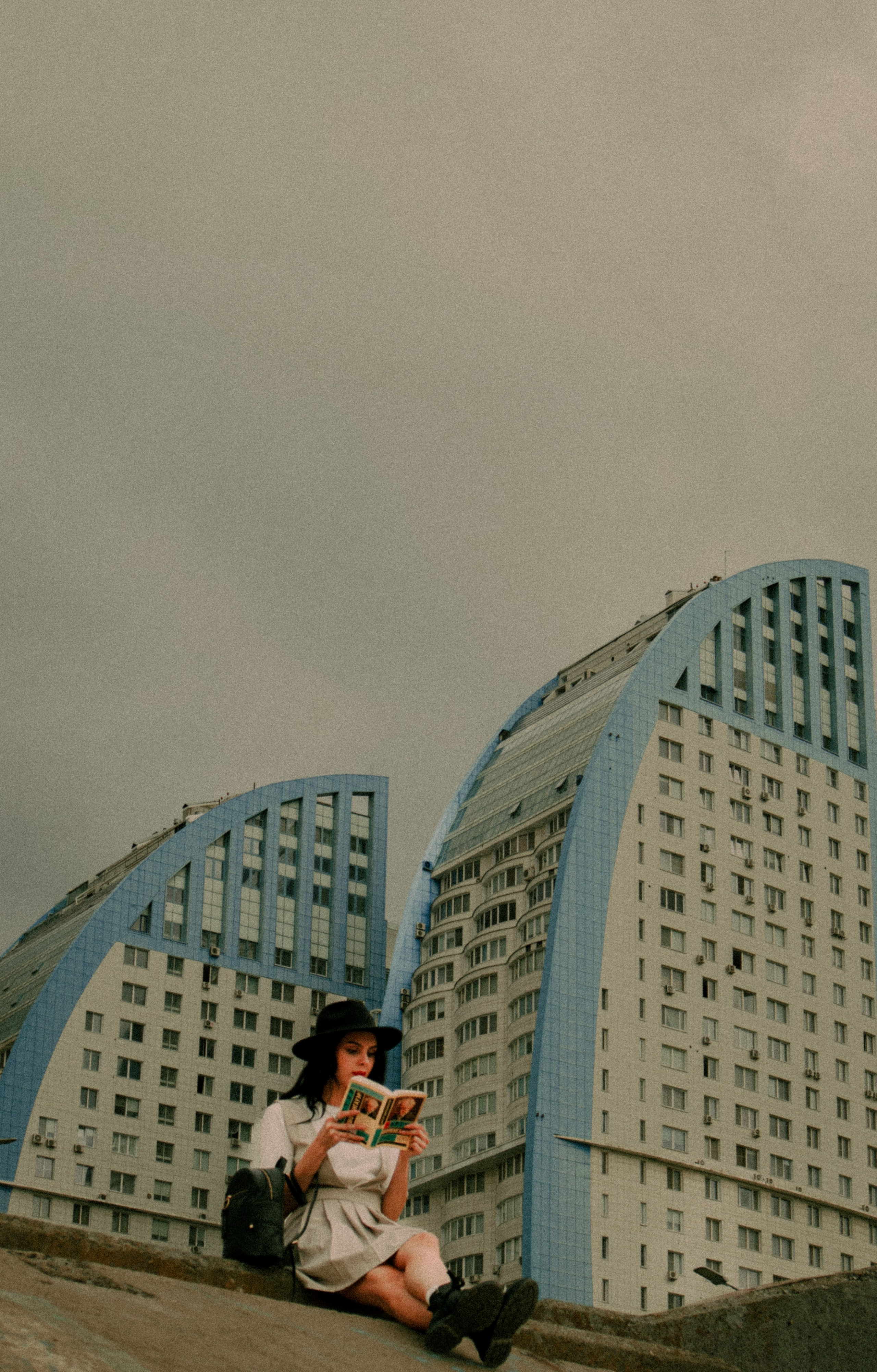 Сентябрь горит. Портретный и уличный фотограф в Санкт-Петербурге Сергей Кутьин