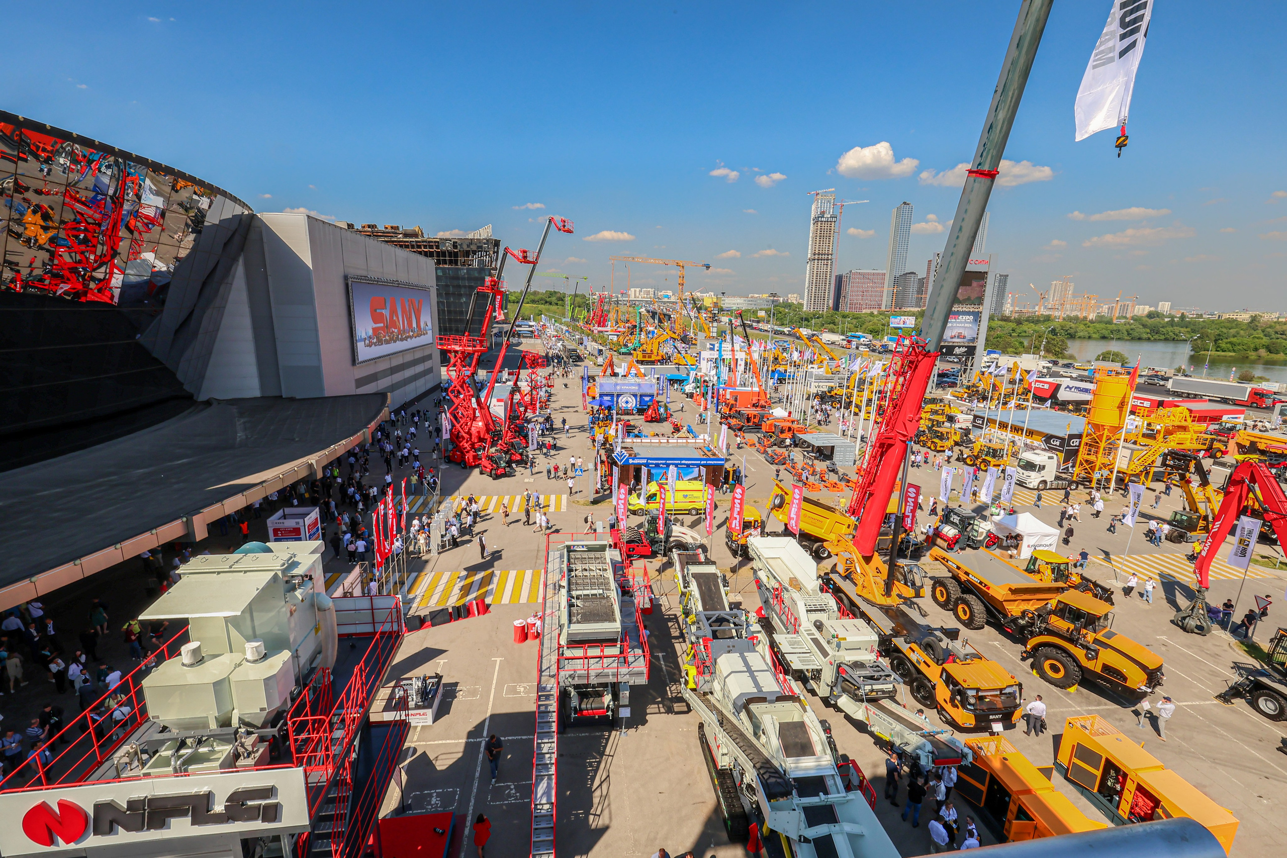 Съёмка стенда на выставке. Фотограф на мероприятие в Москве Марик