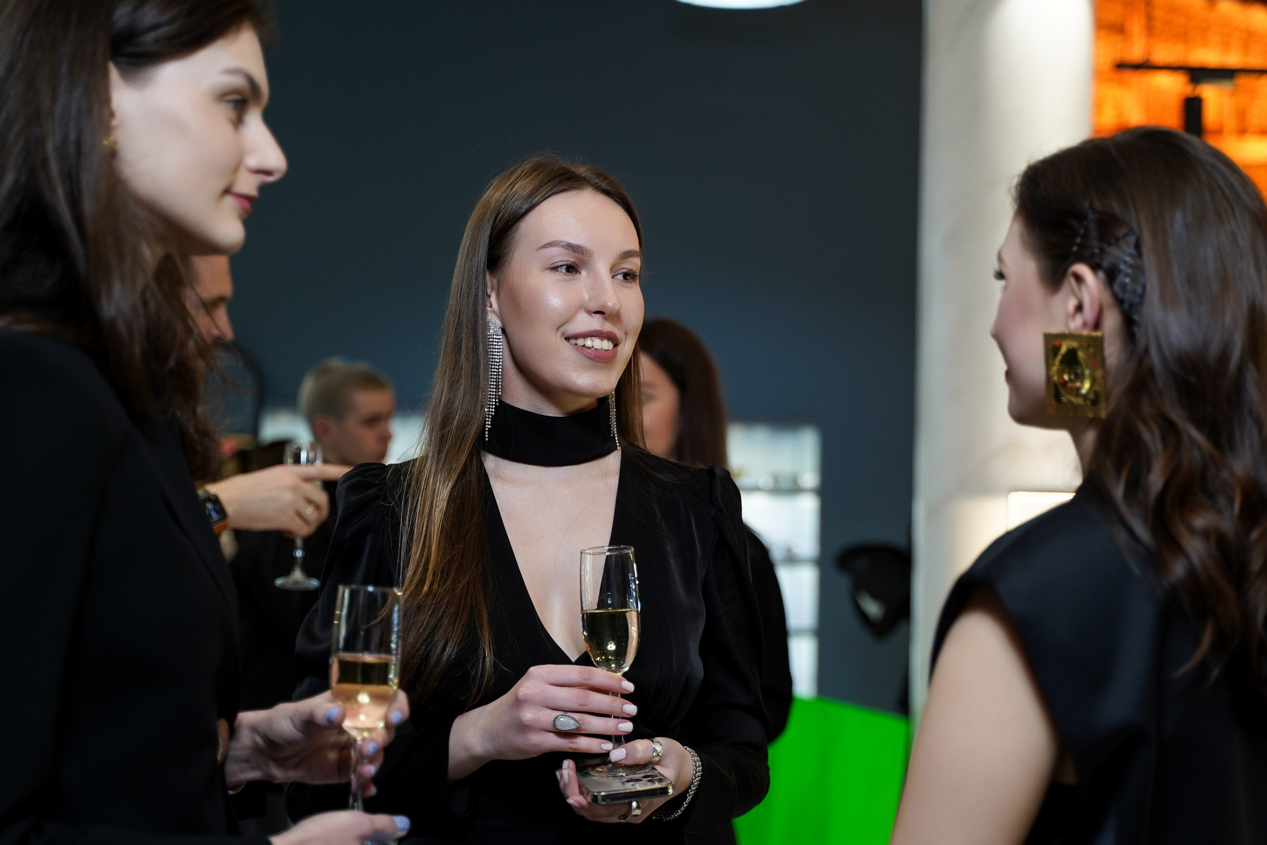 Аукцион в «Зрение». Фотограф и видеограф Евгений Романов Санкт-Петербург