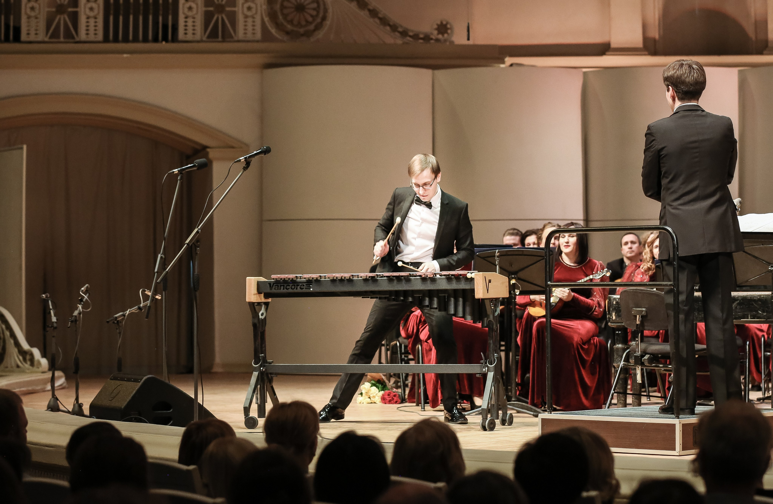 Концерт «Один виток вокруг планеты» ко Дню космонавтики. Дарья Письменюк / Darya Leitstern — фотограф, музыкант, журналист, путешественник