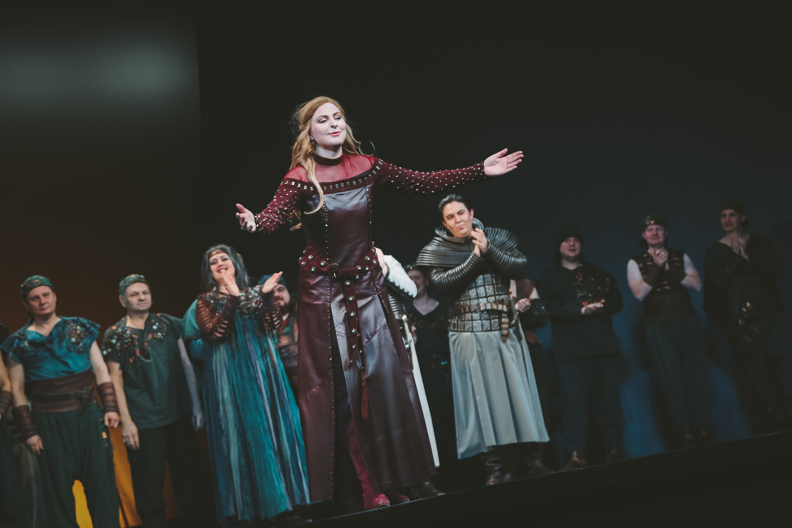 «Трубадур» Верди в Новой опере. Дарья Письменюк / Darya Leitstern — фотограф, музыкант, журналист, путешественник