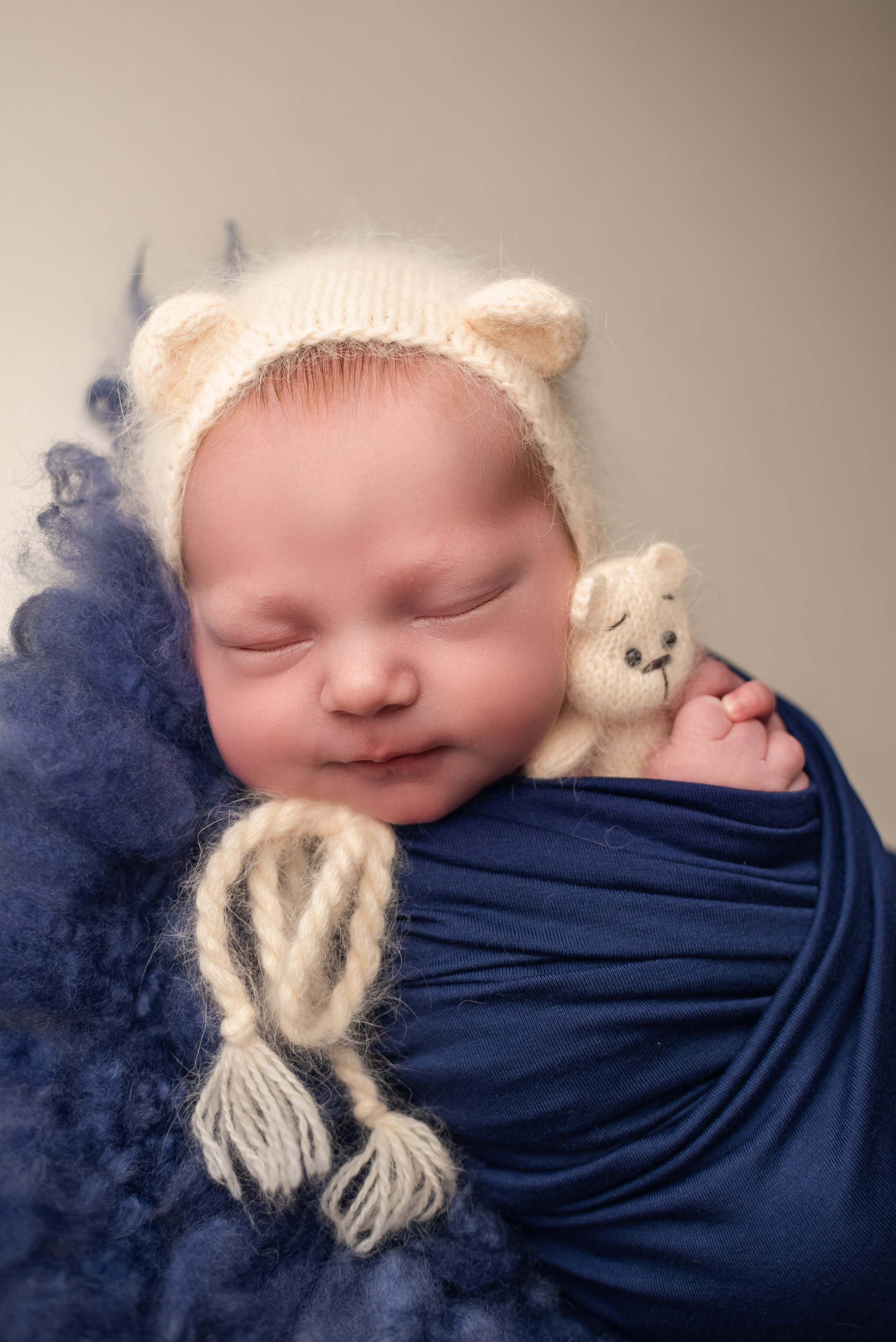 Новорождённые (в обмотках). Детский фотограф новорождённых в Минске Боровик Екатерина