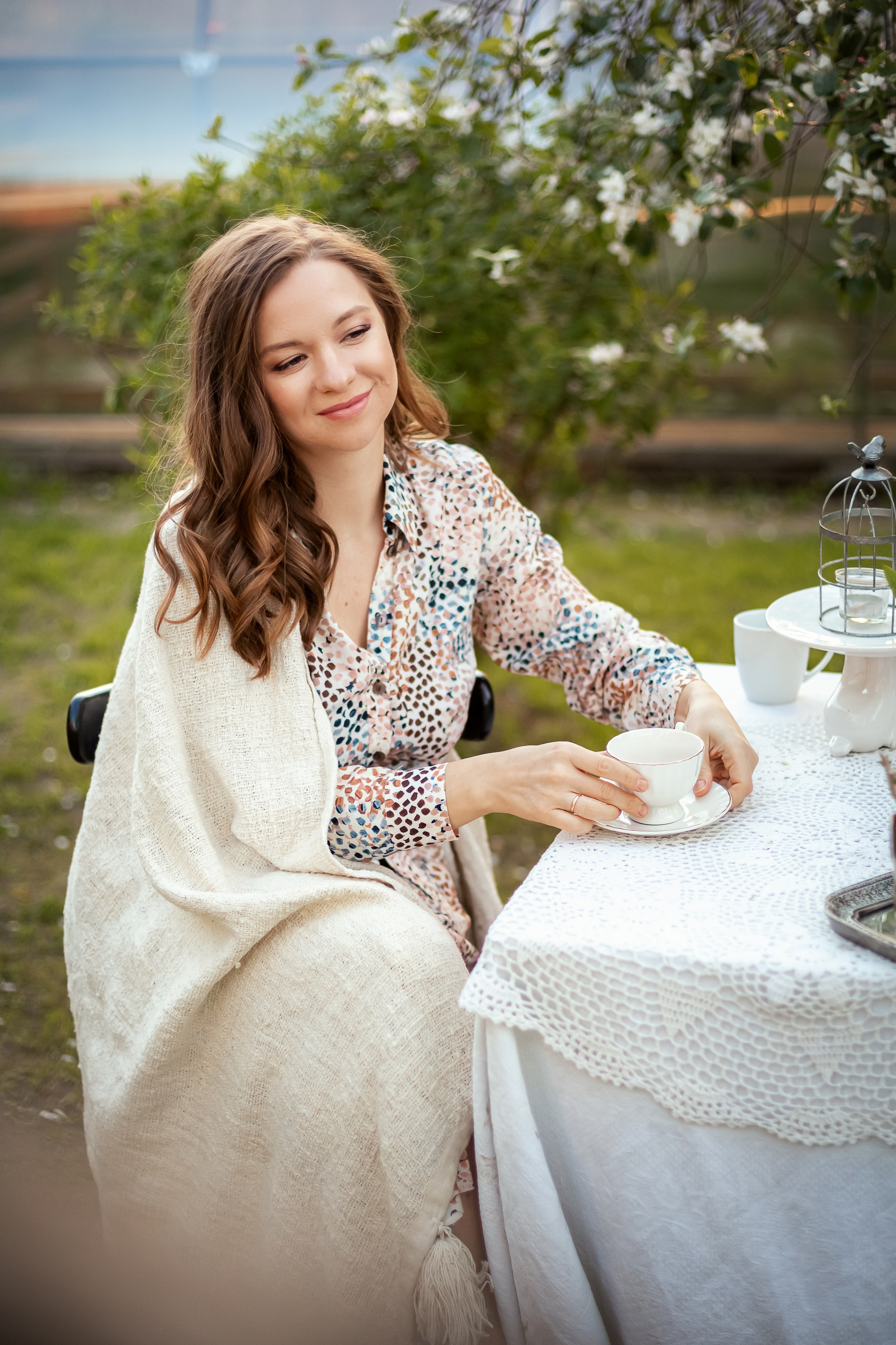 Цветущие яблони. Олеся, Юра и Федя. Семейный и детский фотограф Комина Елена, Власиха, Одинцово