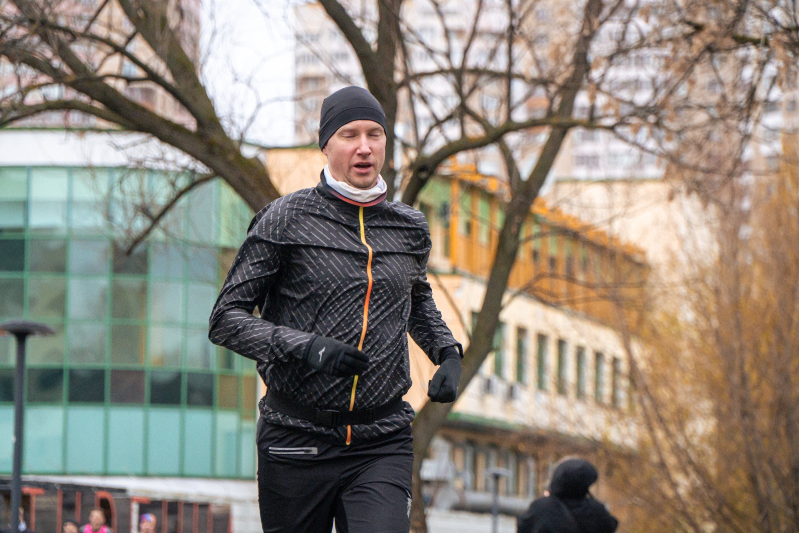 5 вёрст Реутов 16.11.2024. Роман Капилюшов. Бег. Фото. Видео. г. Люберцы