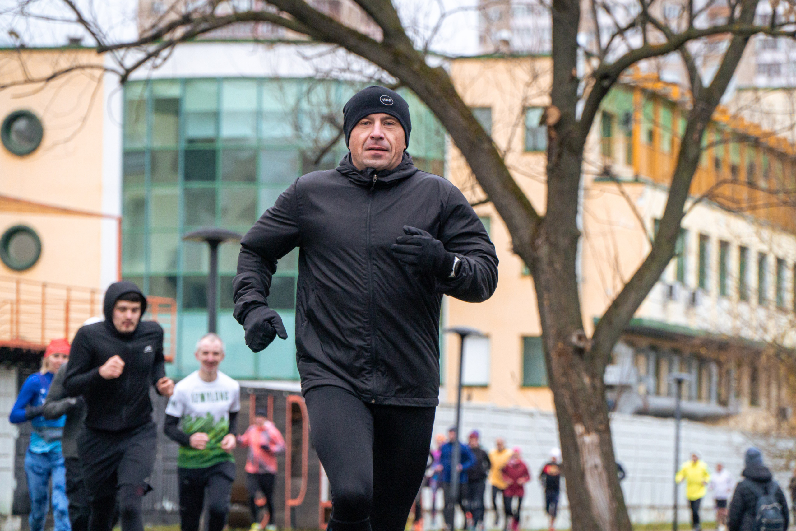 5 вёрст Реутов 16.11.2024. Роман Капилюшов. Бег. Фото. Видео. г. Люберцы