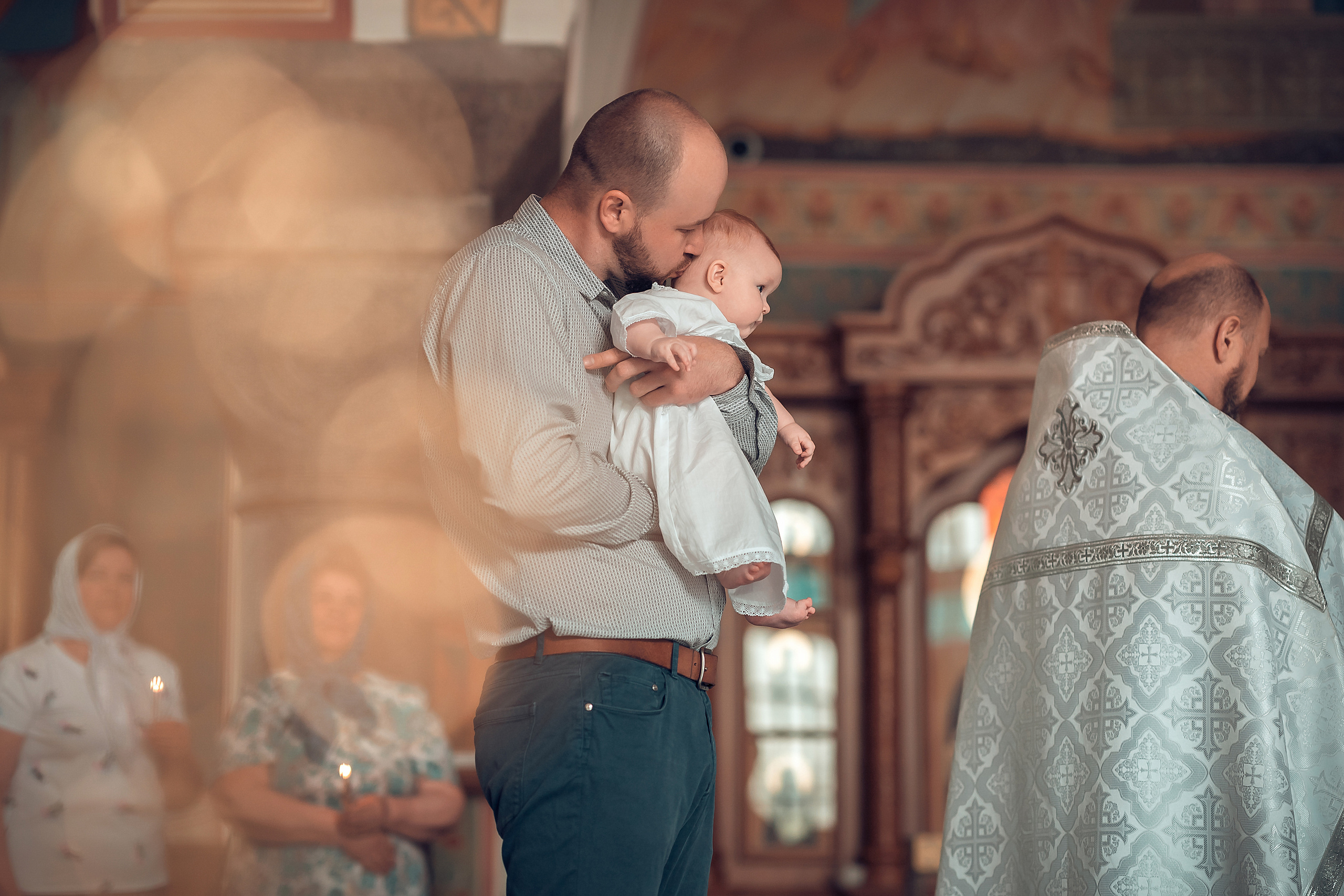 Крещение ребенка в Красноярске. Фотограф на Крещение и Венчание в Красноярске Рамазанова Юлия