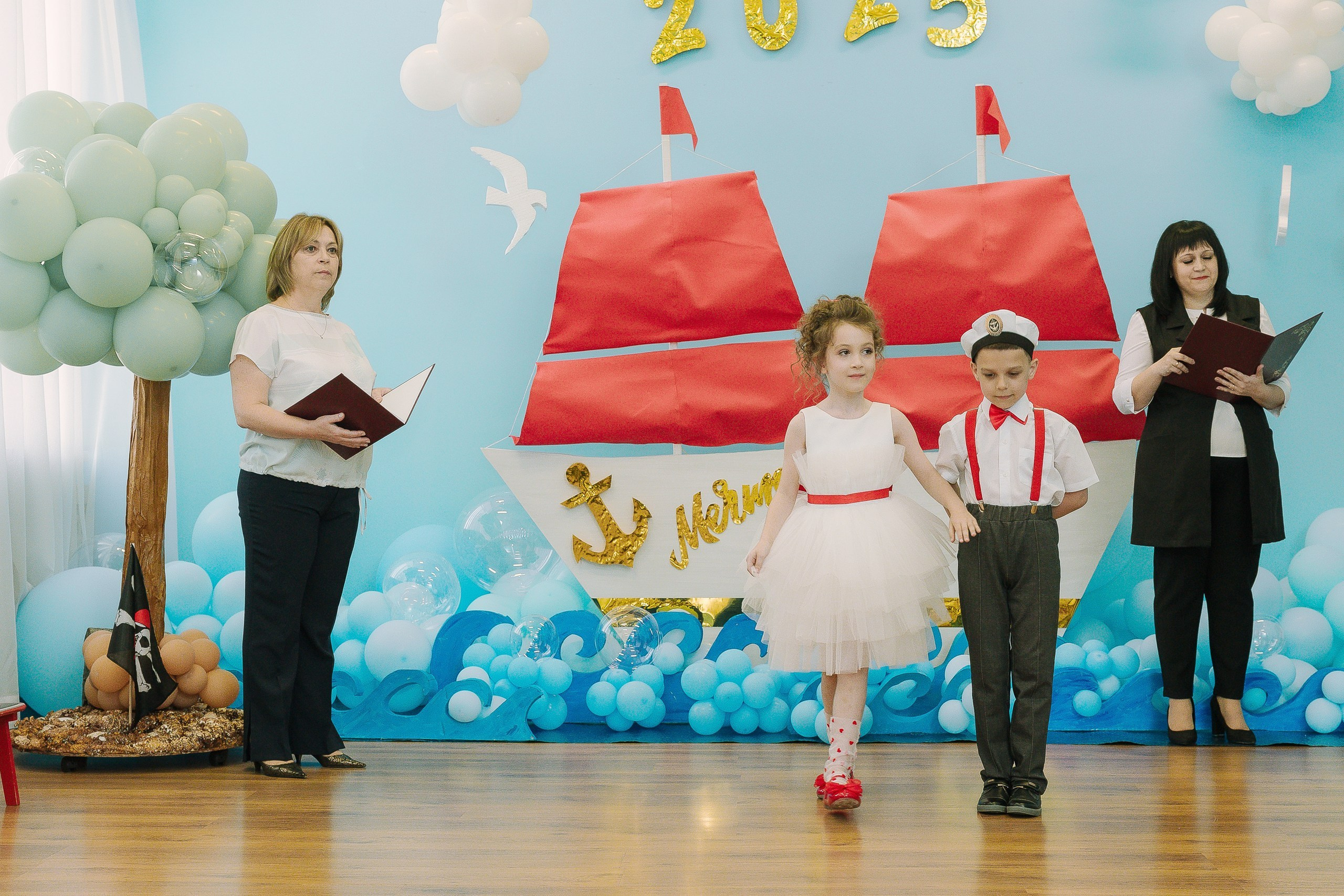 Выпускной 10 ДС. Выпускные альбомы Натальи Бутко: Новороссийск, Анапа, Геленджик