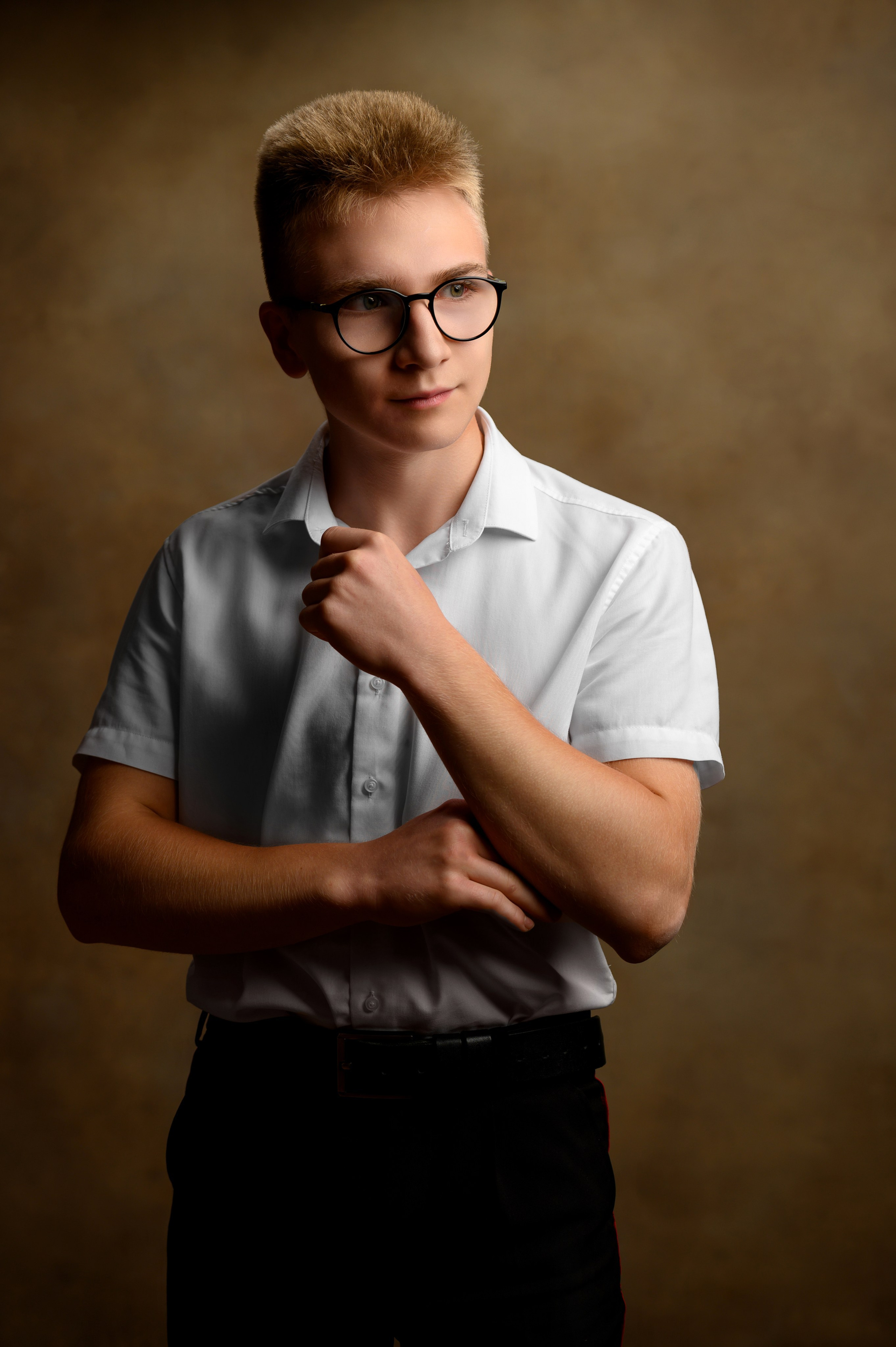 Старшие классы. Вовк Владислав. выпускные альбомы Краснодарском крае