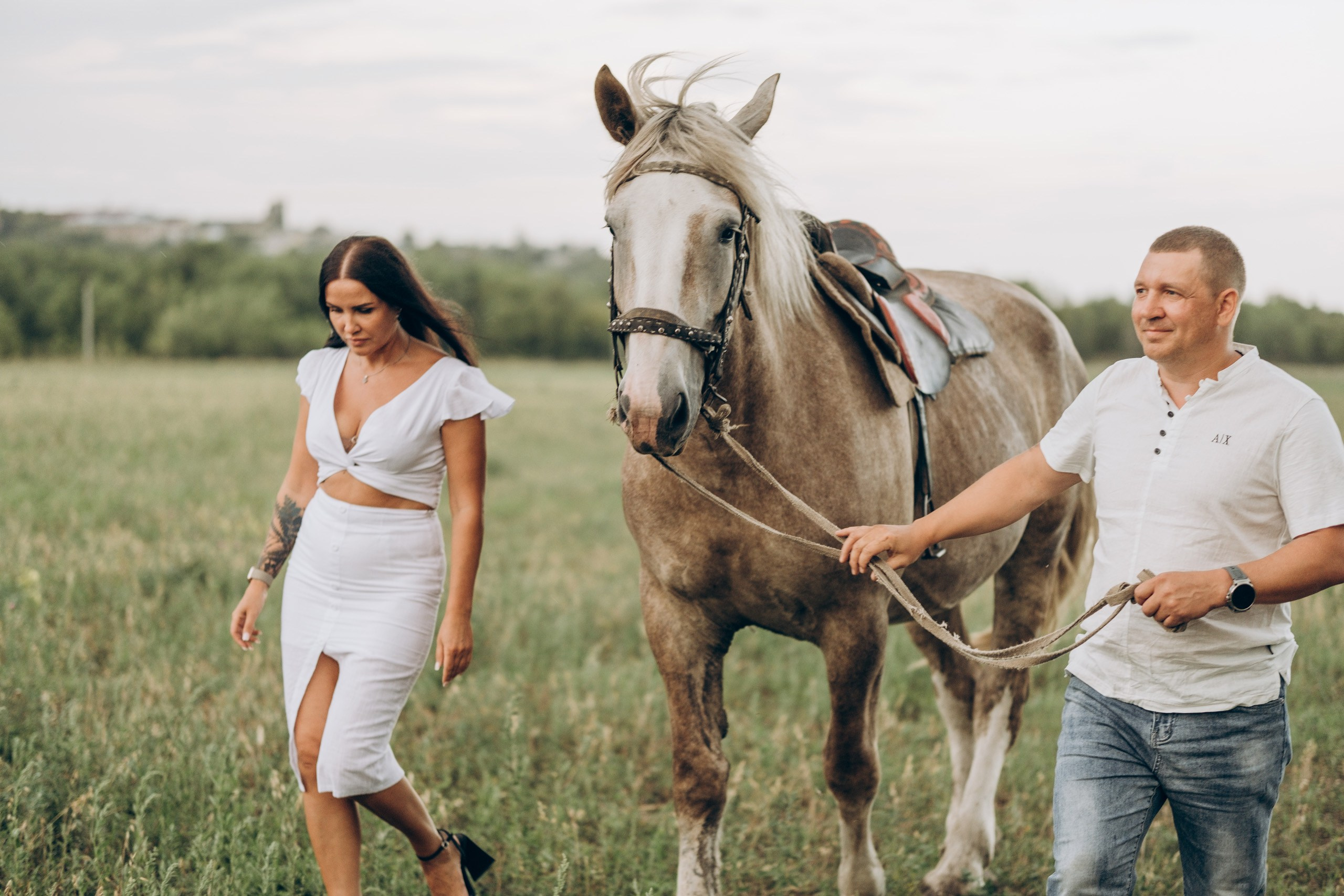 Семейная фотосессия с лошадкой