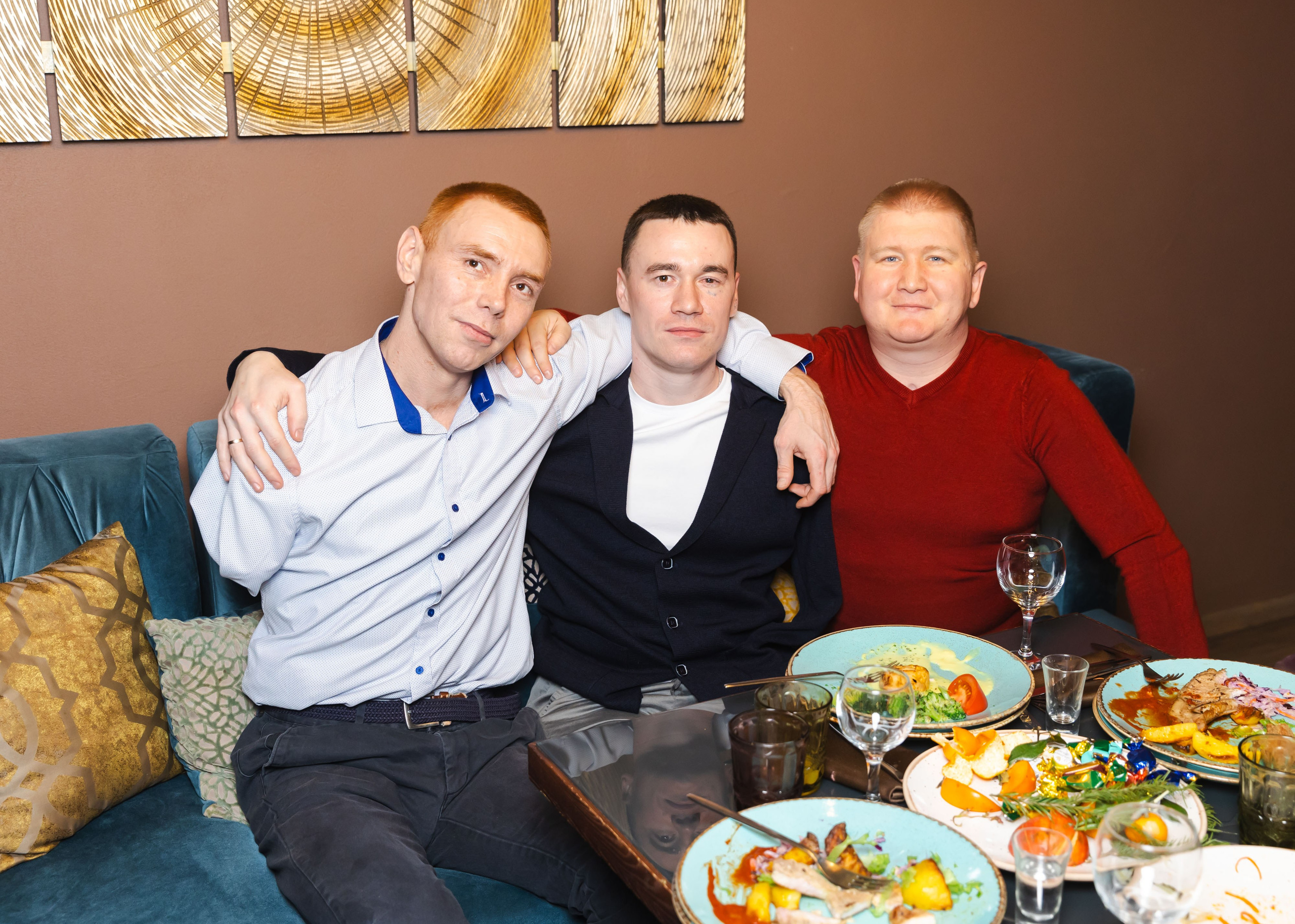 Предновогодка кипарис 2025. ФОТОГРАФ ВИНОГРАДОВА ДАРЬЯ