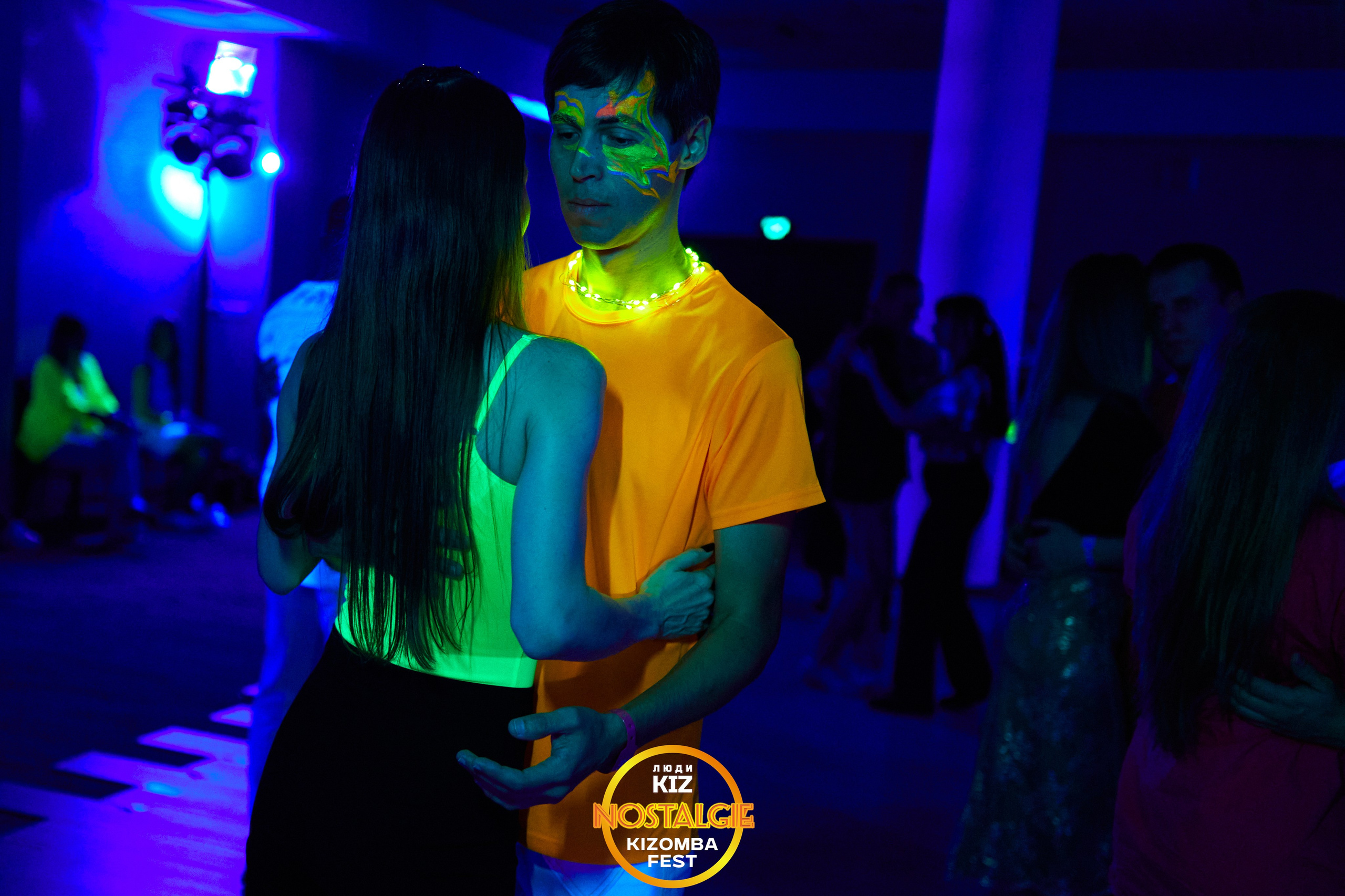 Neon party. Свадебный фотограф