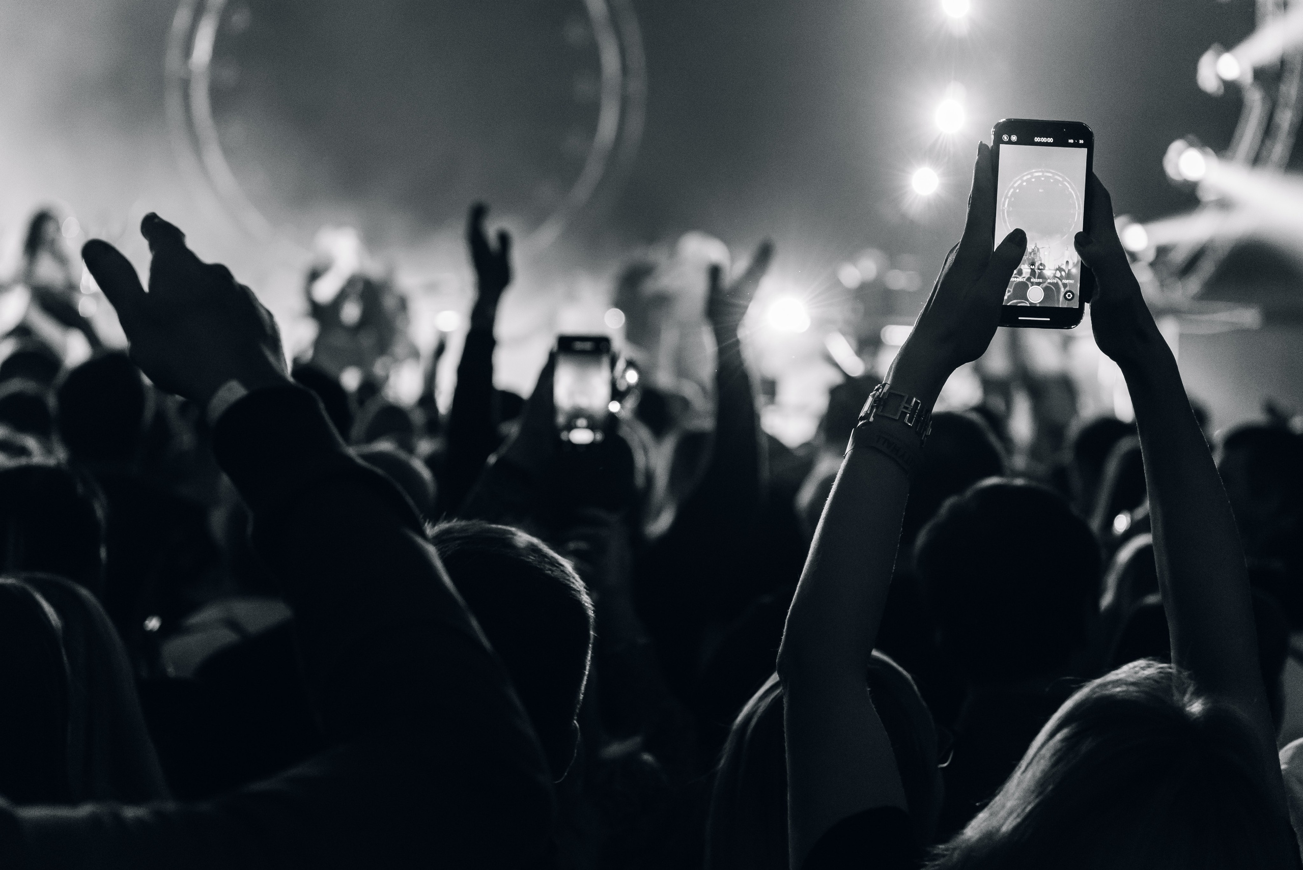 Дискотека 80-90-2000х — «Имена на все времена», Крокус Сити Холл. Бренд-фотограф для экспертов и блогеров в Москве Влада Горбовская