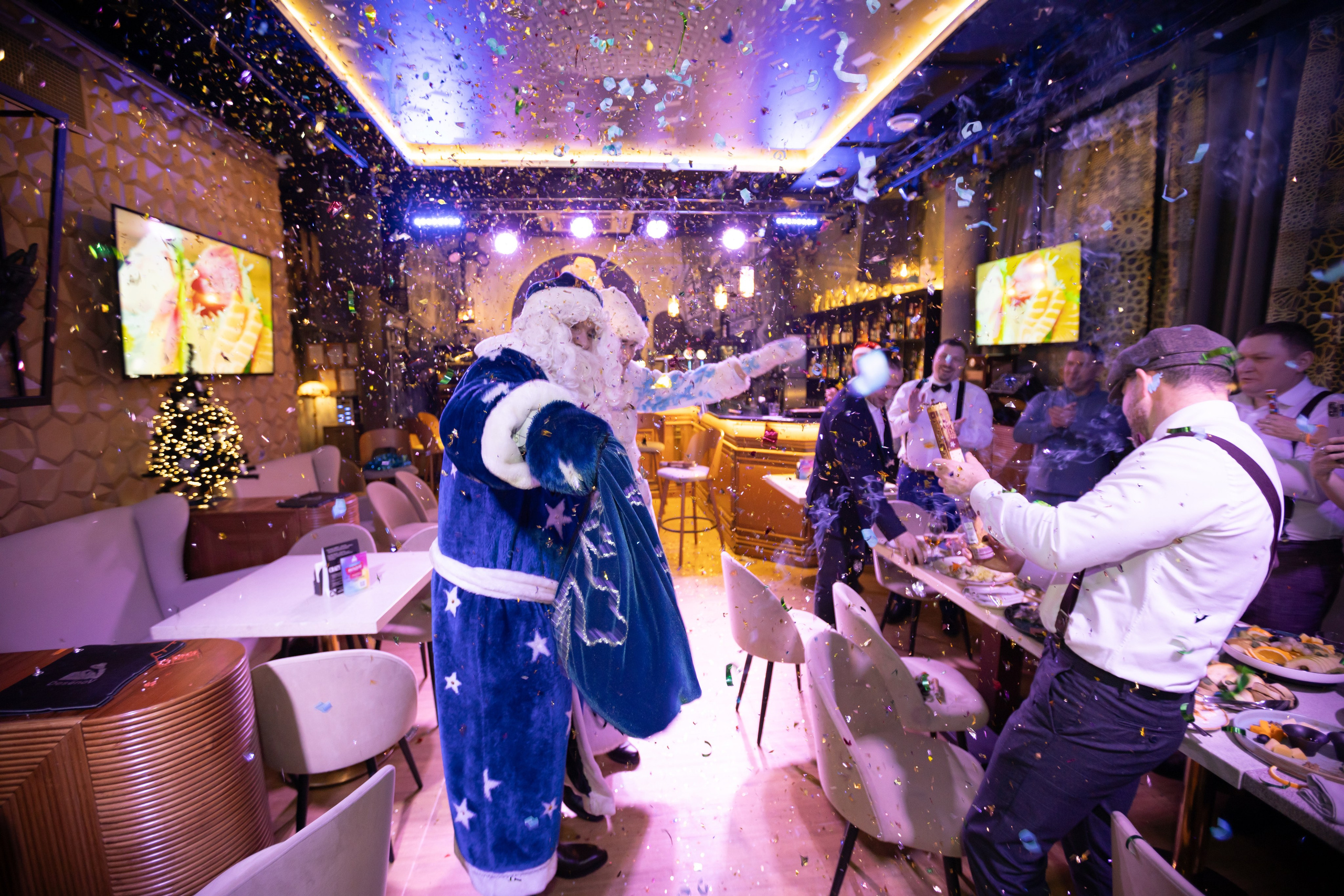 Праздники и репортажная съёмка. Свадебный и семейный фотограф и видеограф Александр в Москве и Московской Области