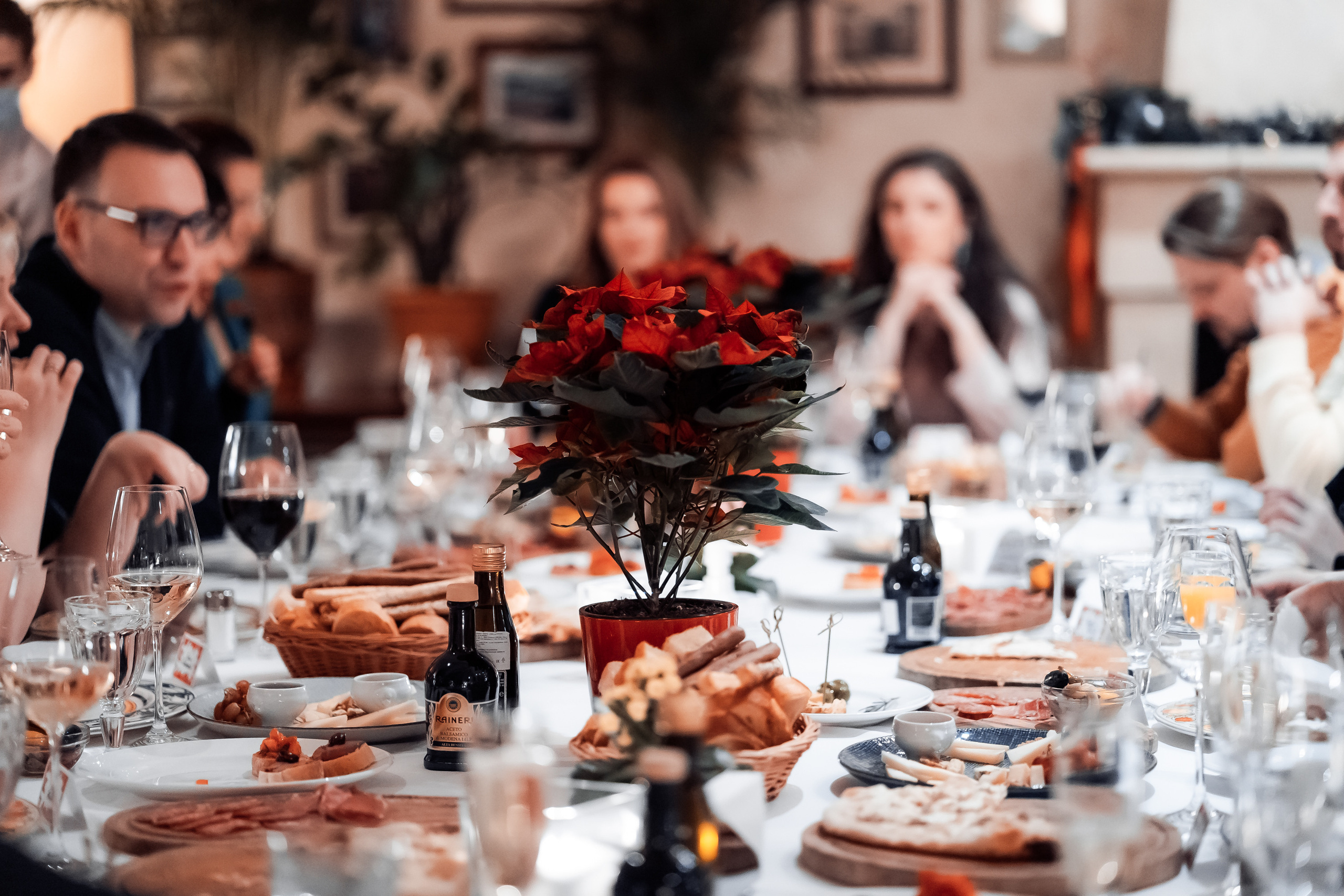 Фото отчёт с корпоративного ужина в ресторане — «Кантинетта Антинори». Свадебный и Репортажный фотограф в Москве — Шестак Константин