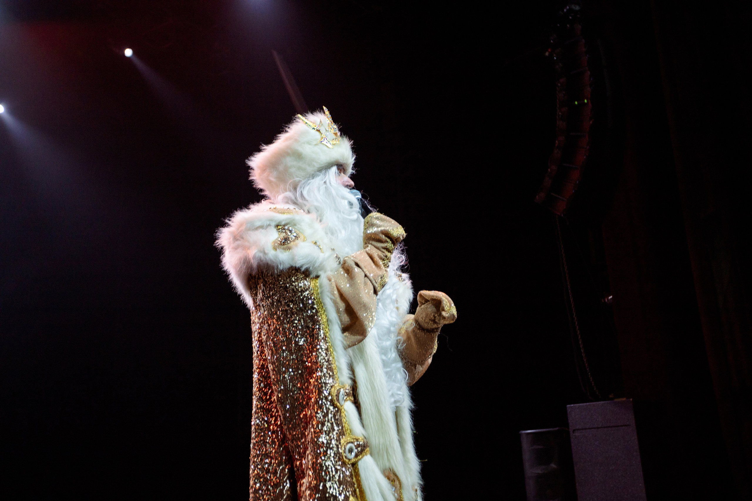 РЕПОРТАЖ: НОВЫЙ ГОД В ДК МЕТАЛЛУРГ. Профессиональный фотограф в Ижевске Леша Петров