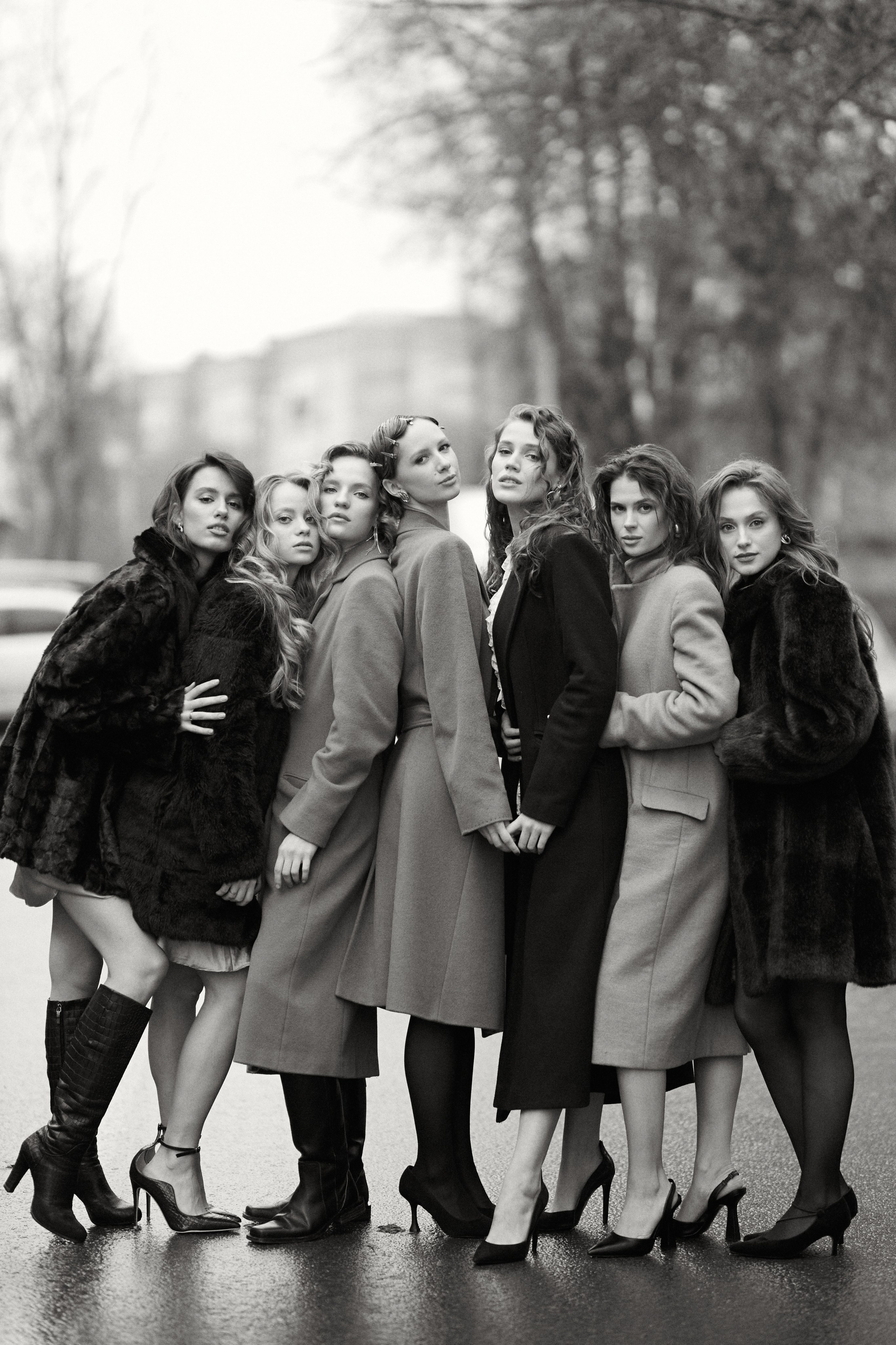 Чб модели. Профессиональный Фотограф во Владимире, в Москве и в Суздале — Полина Романычева