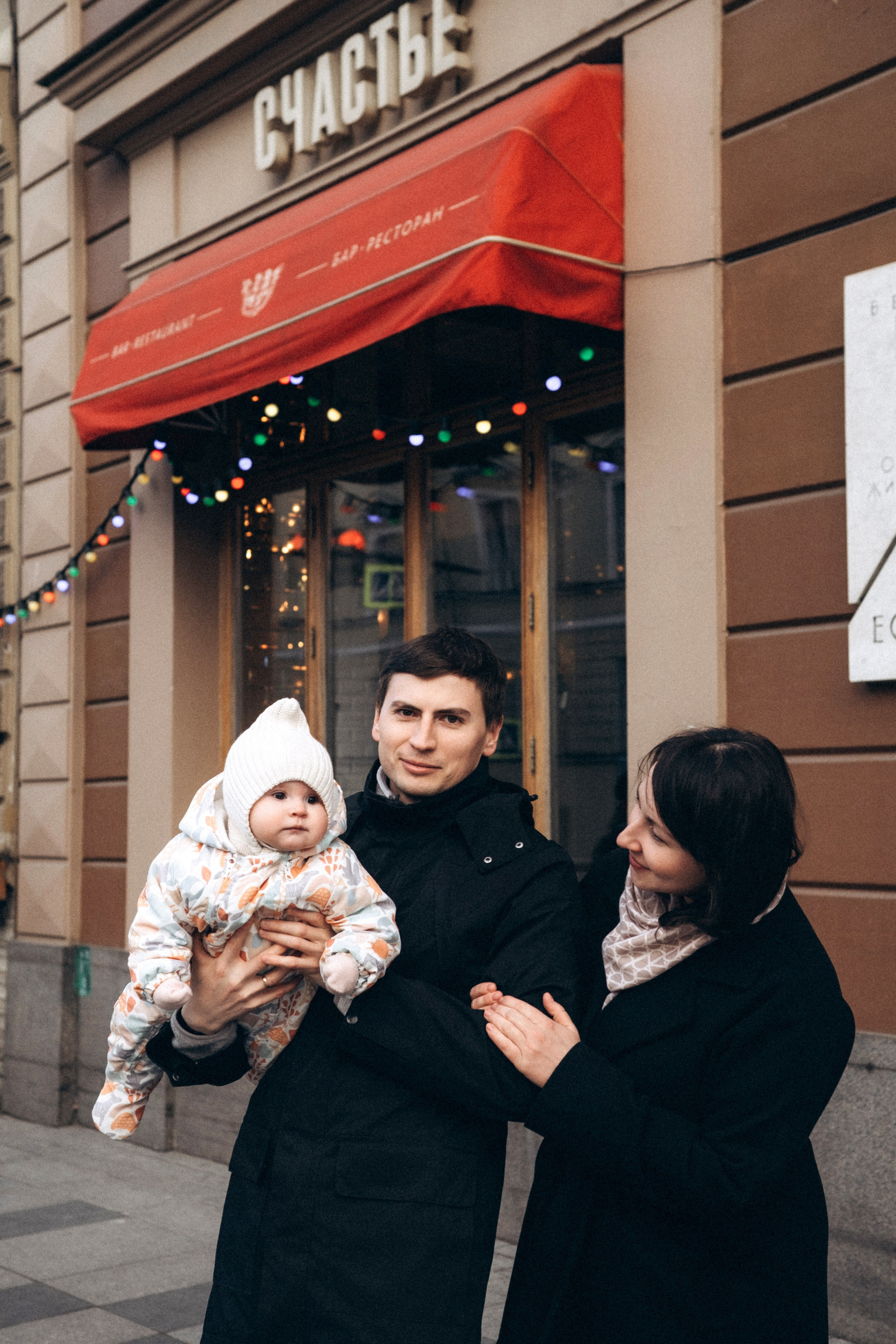 Прогулка у Исаакиевского собора. Фотограф в Санкт-Петербурге Кристина Брянская