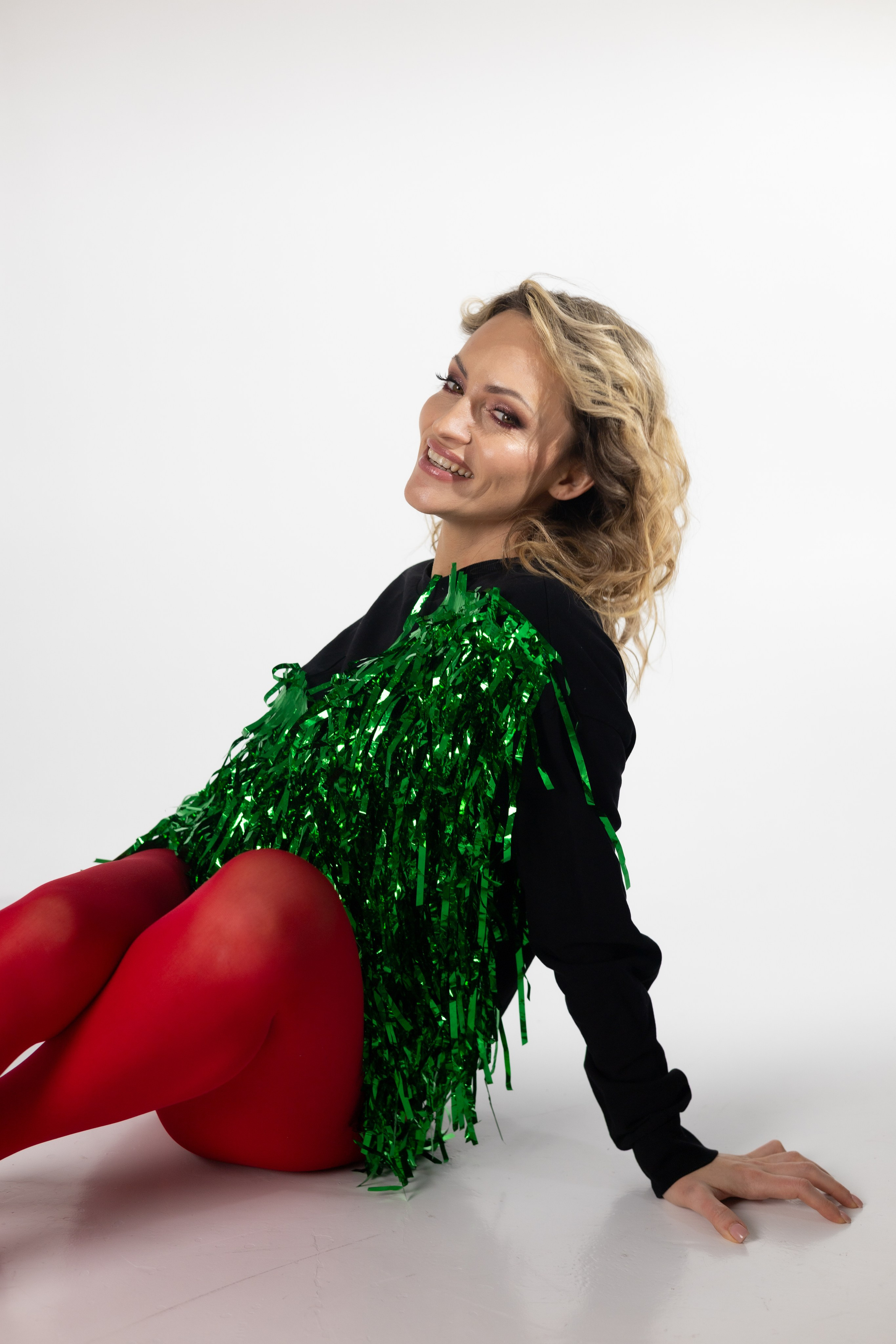 ВИКА ТВОРЧЕСКАЯ. Фотограф Красноярск съемки лавстори, фотосессия в студии, портретная съемка, творческие фотосессии