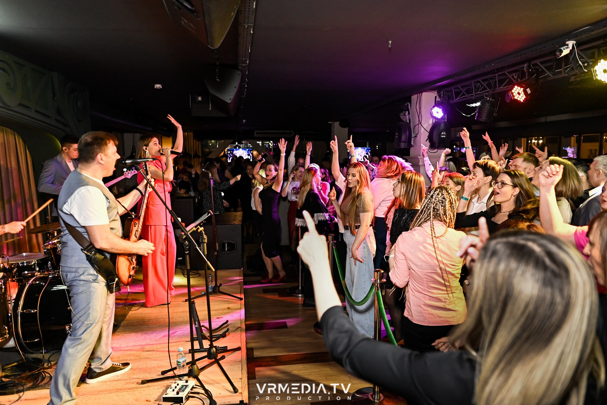 Международный женский день в ресторане «Мюнхен»