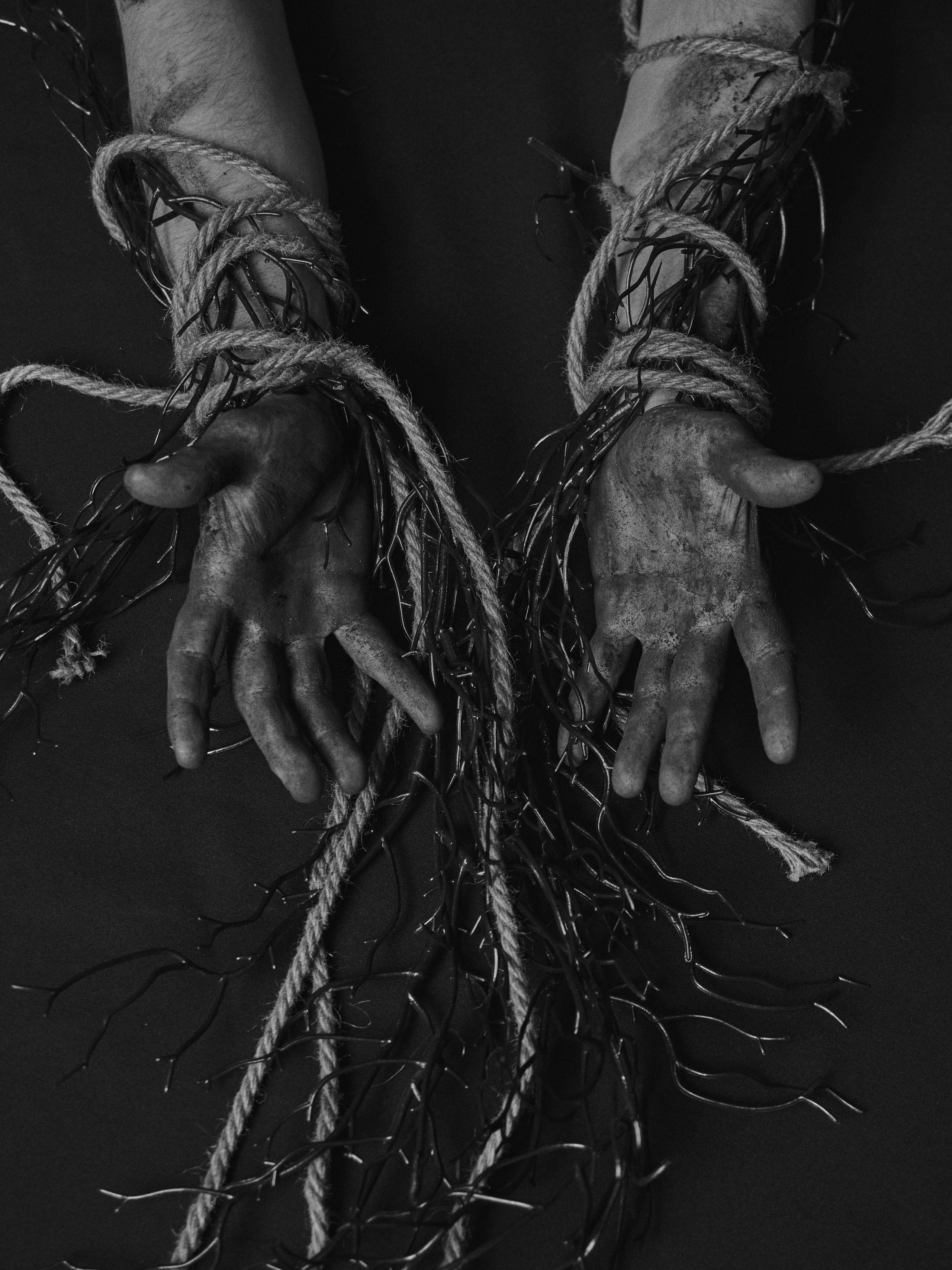 Даня Пирогов. Февраль'25. Журнал Собака.ru. Профессиональный фотограф Федотова Арина