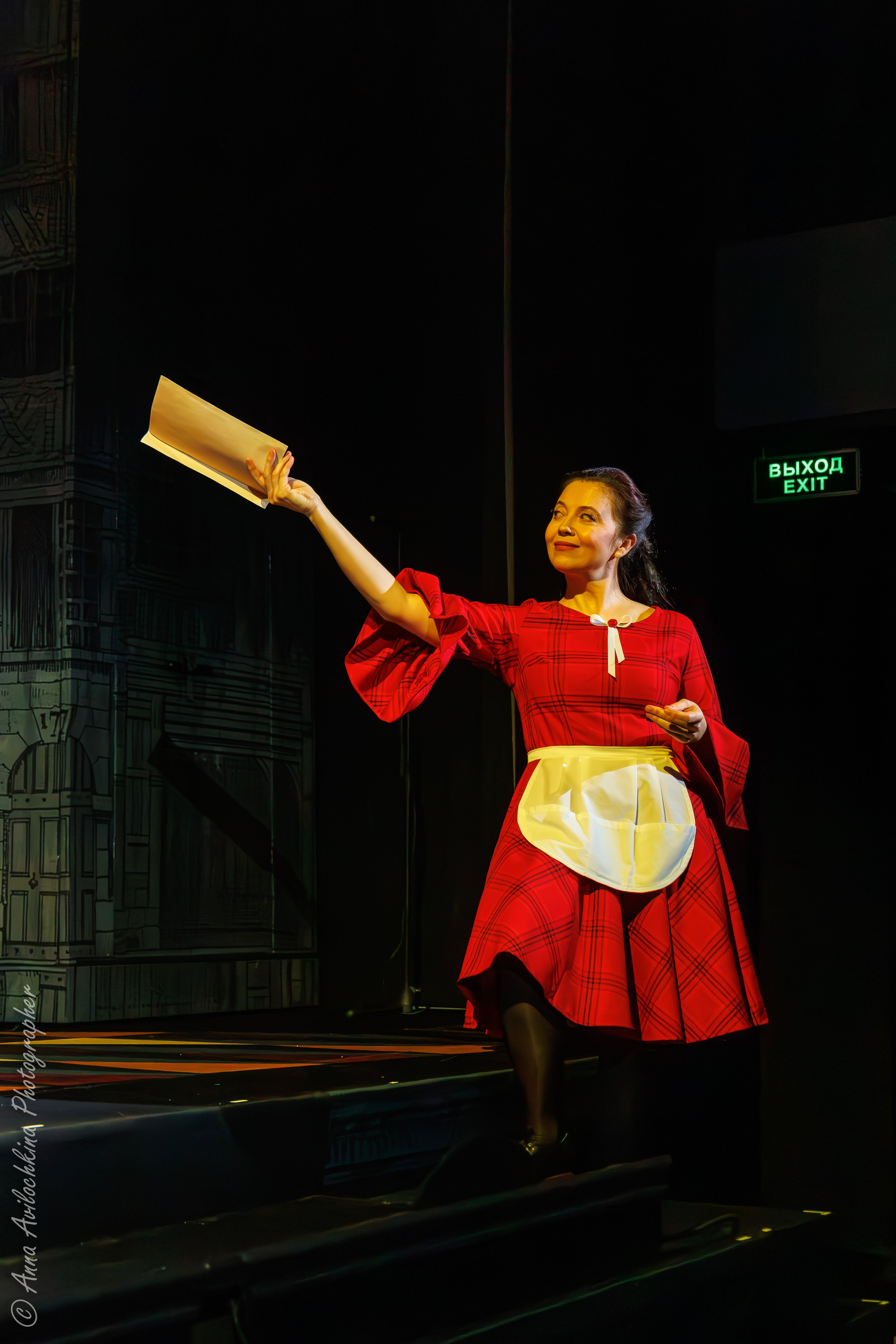 Спектакль-комедия «Мольер. Наследники» в Театре Терезы Дуровой. Семейный и свадебный фотограф в Москве и Домодедово Анна Авилочкина