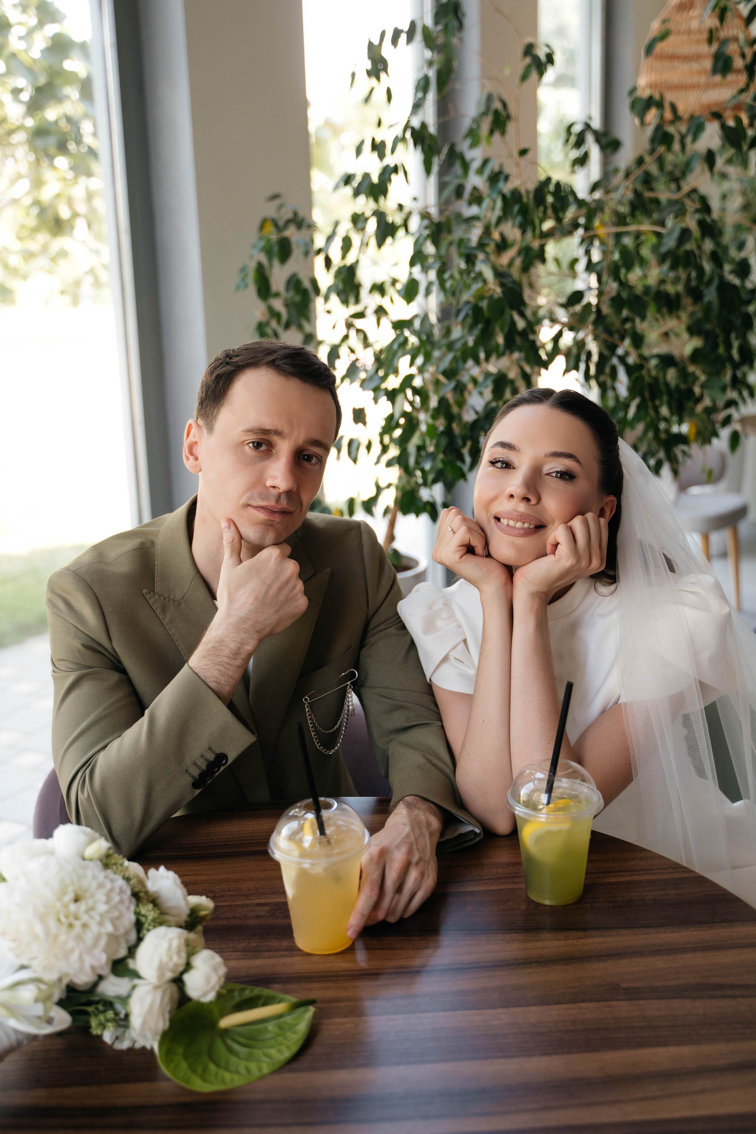 Саша и Вика — любовь на оливковом. Свадебный и семейный фотограф