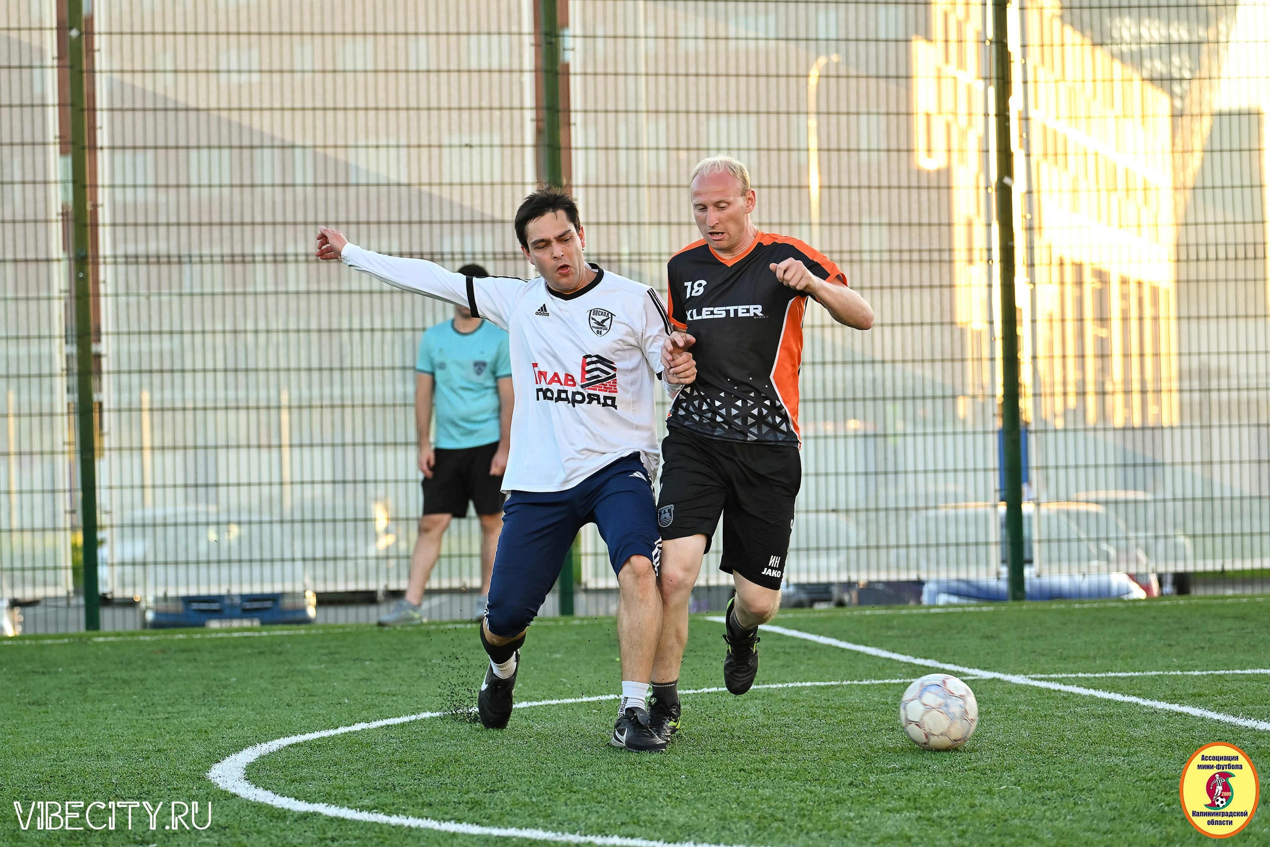 ИГРЫ МИНИ-ФУТБОЛЬНОЙ И КОРПОРАТИВНОЙ ЛИГИ. VIBECITY.RU Вайб Сити Ру Фоторепортажи Фотоотчеты Калининград