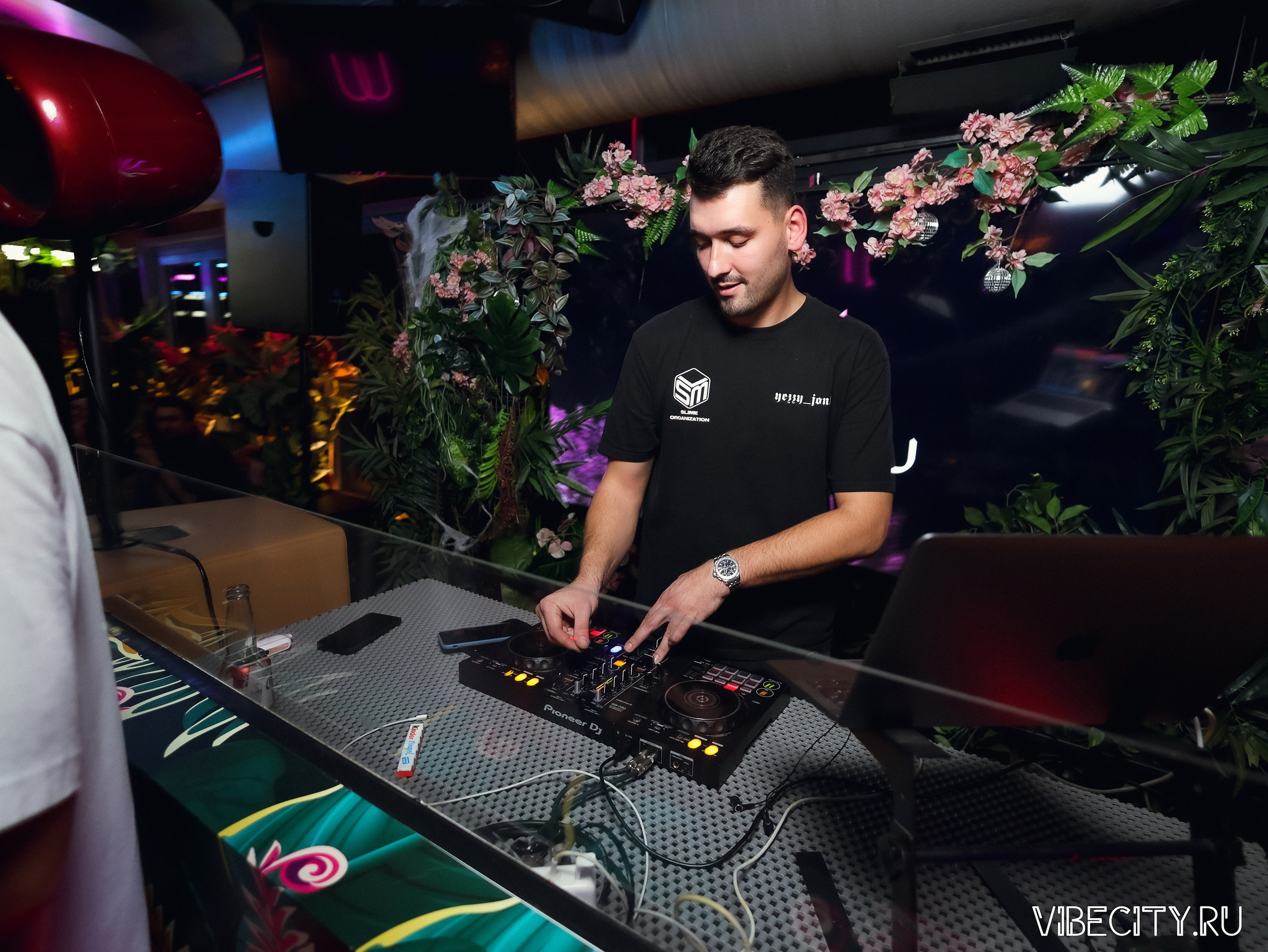 DOUBLE U. VIBECITY.RU Вайб Сити Ру Фоторепортажи Фотоотчеты Калининград