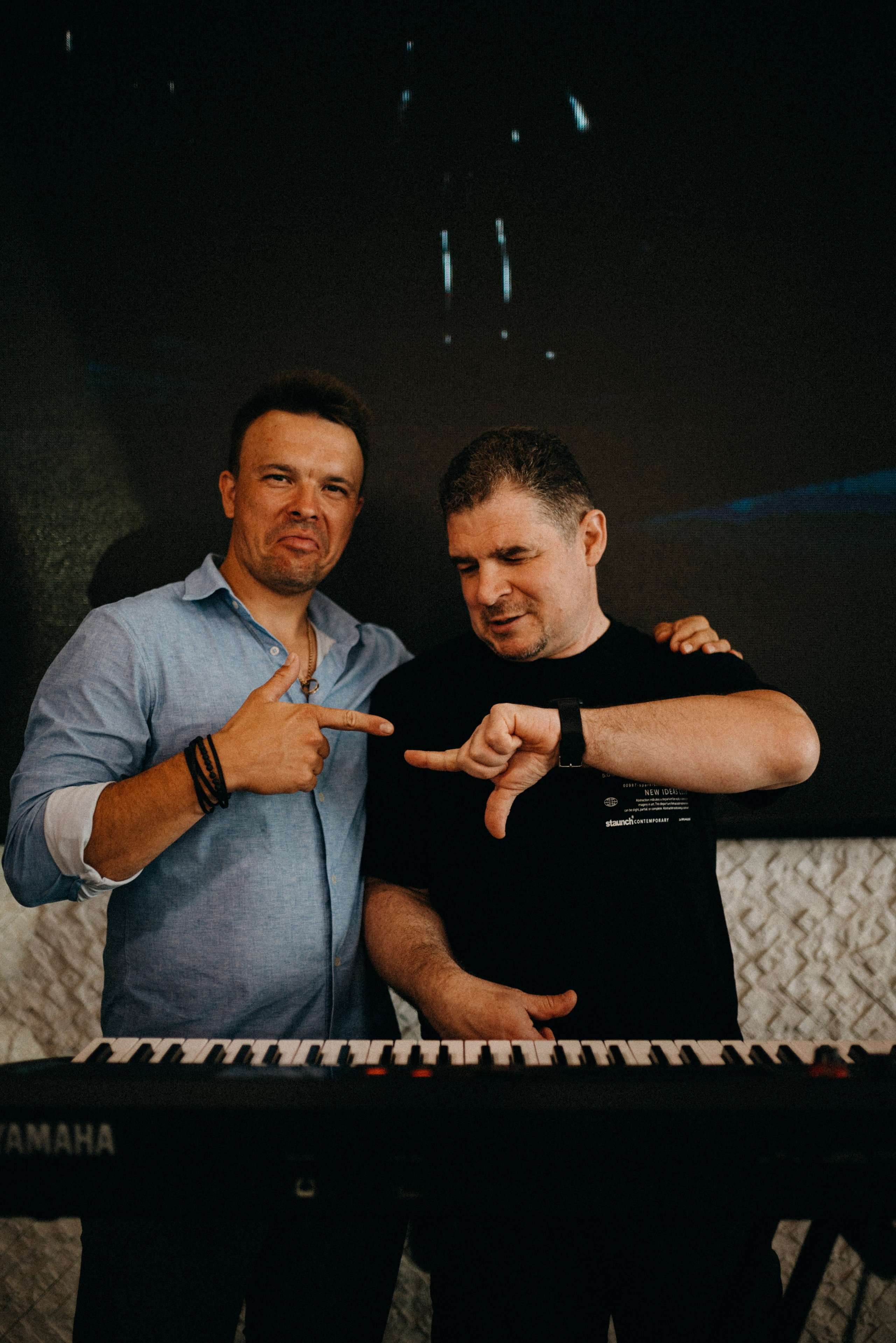 Кавер группа «Friends» soundcheck| ресторан «ШатоПино». Фотограф Санкт-Петербург, Новороссийск