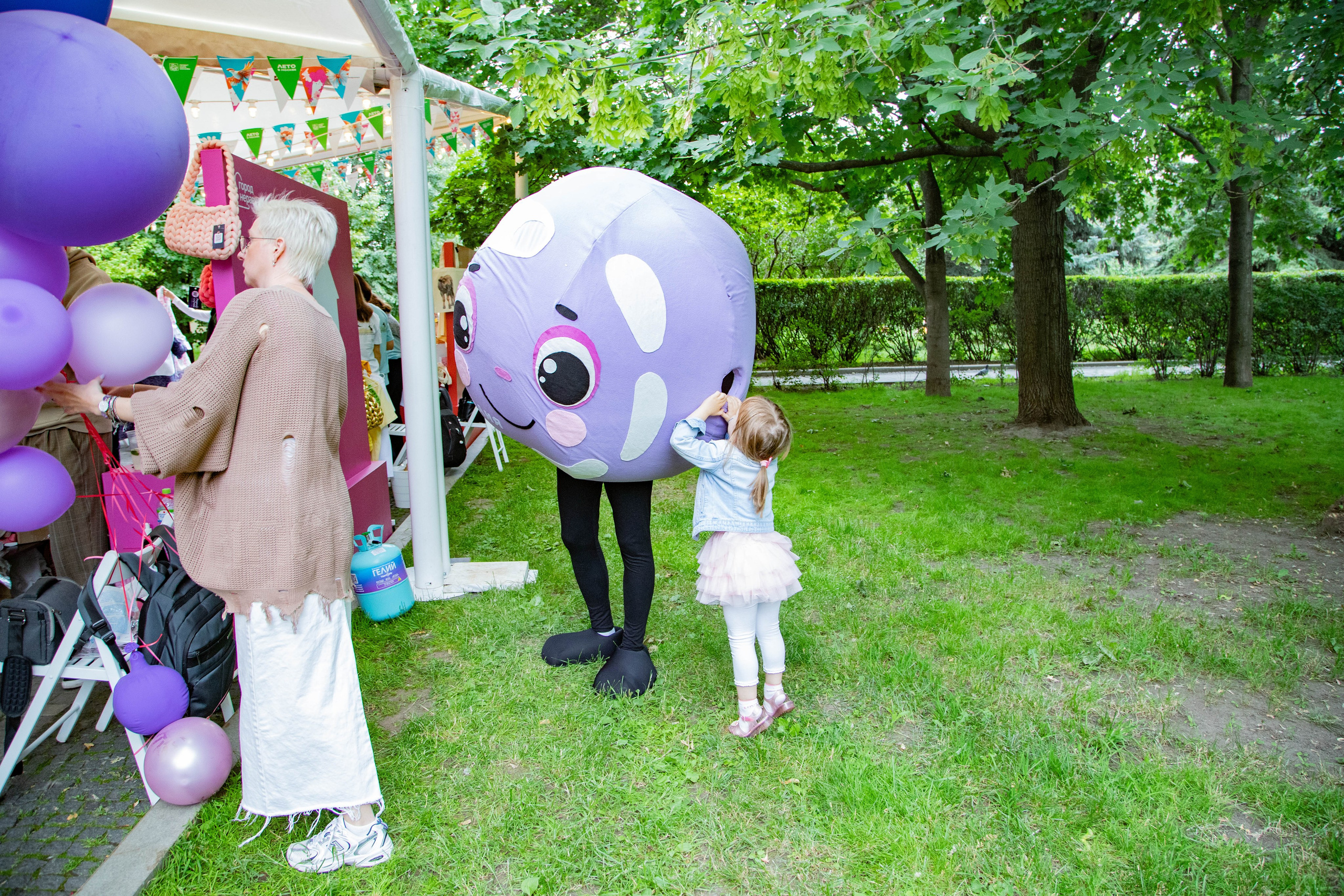 Съемка для благотворительного фонда. Женский фотограф в Москве Рина Леонтьева