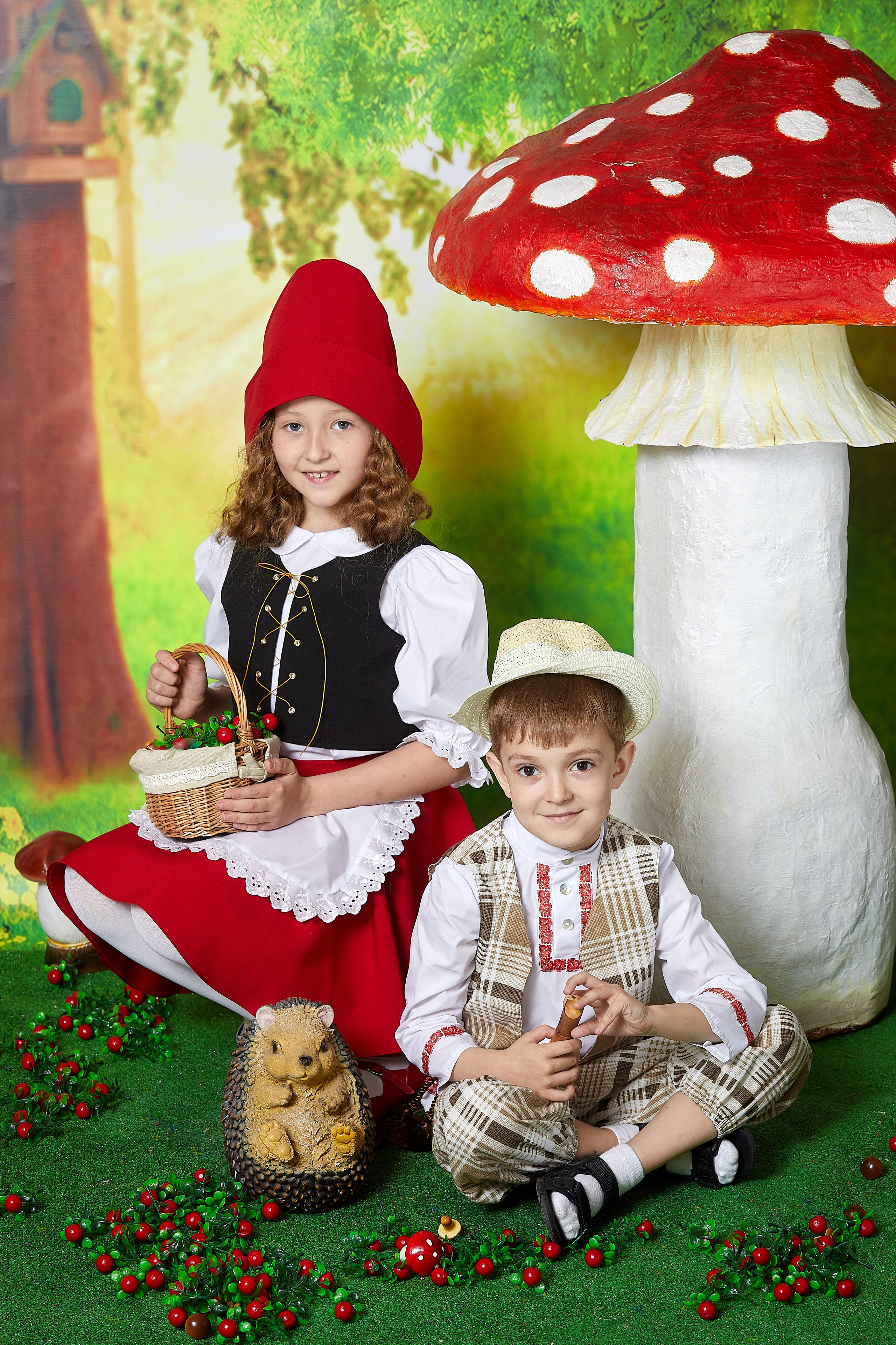 Под грибом. Детская выездная фотостудия
