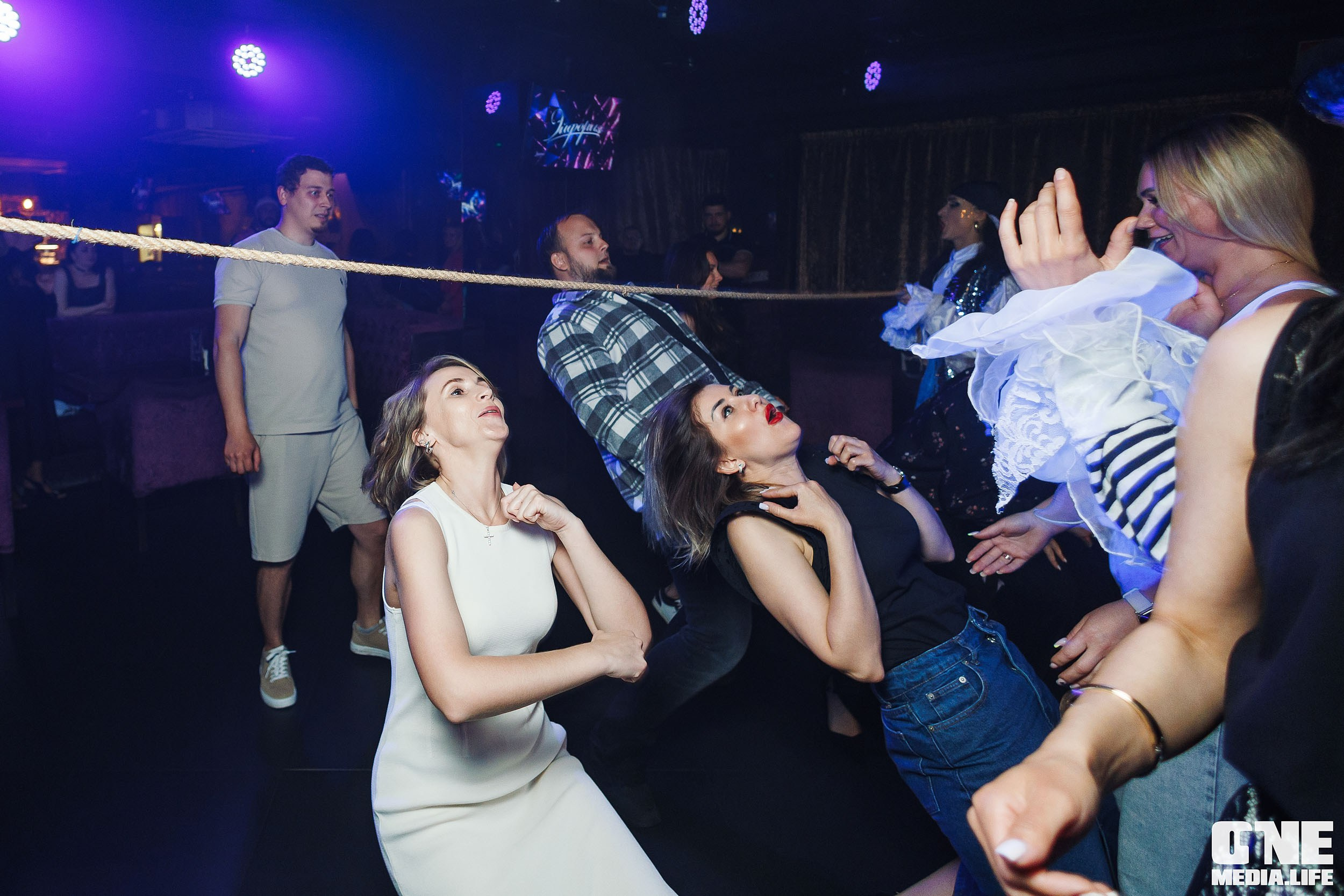 Фоторепортаж из караоке-клуба Эйфория. One Media Life: фоторепортажи, фотоотчеты с мероприятий и заведений
