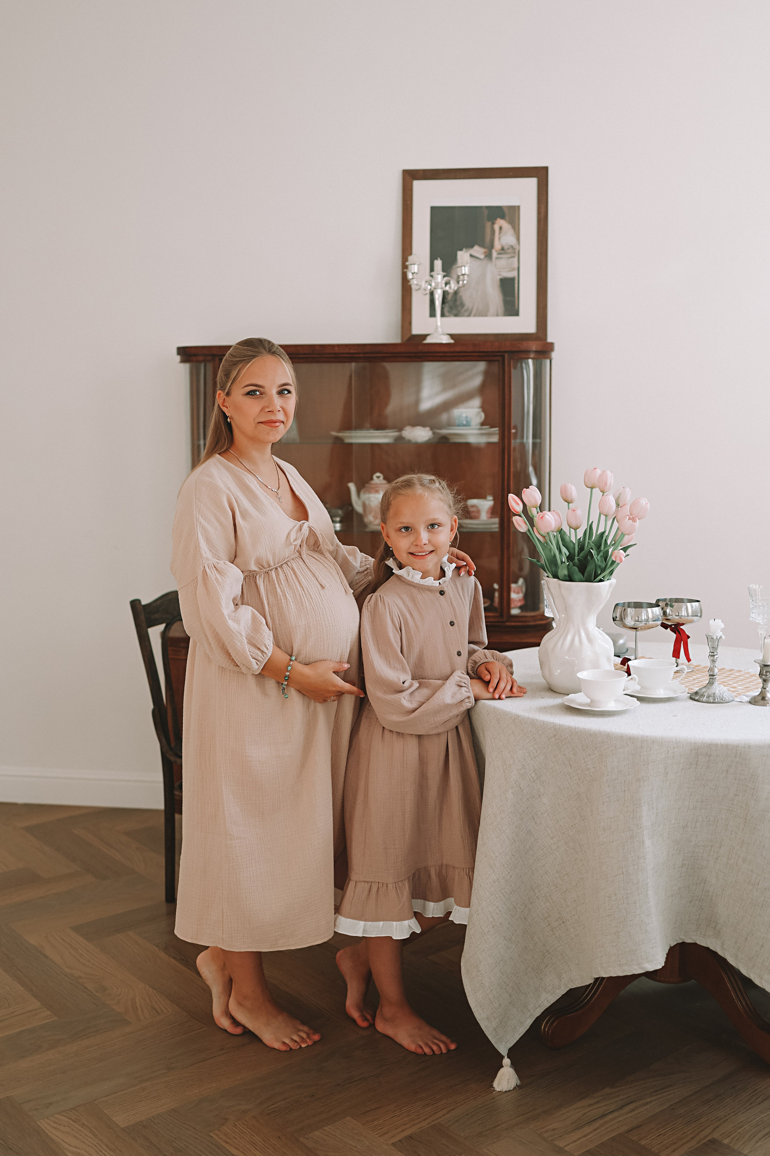 Квартира (беременность). Семейный фотограф Тюмень, фотограф на роды Салмина Мария