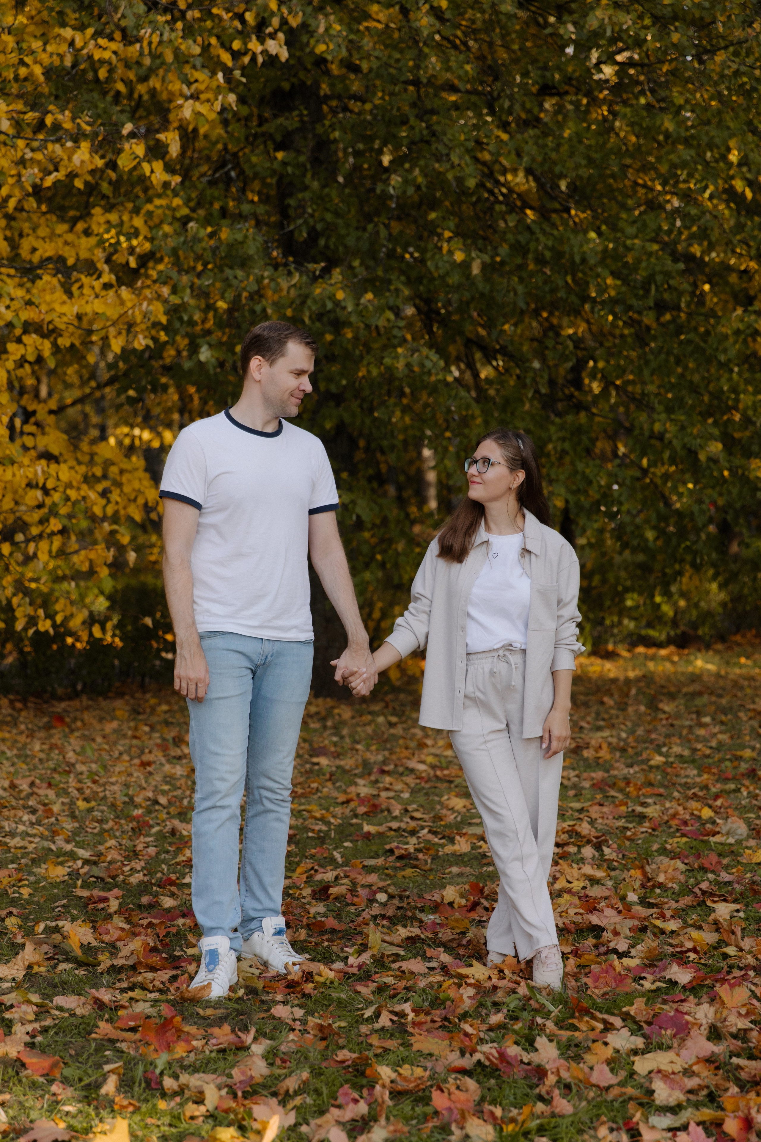 Прогулка Василисы с родителями, дядей и тетей. Семейный и свадебный фотограф в Москве и Зеленограде Пилипенко Юлия